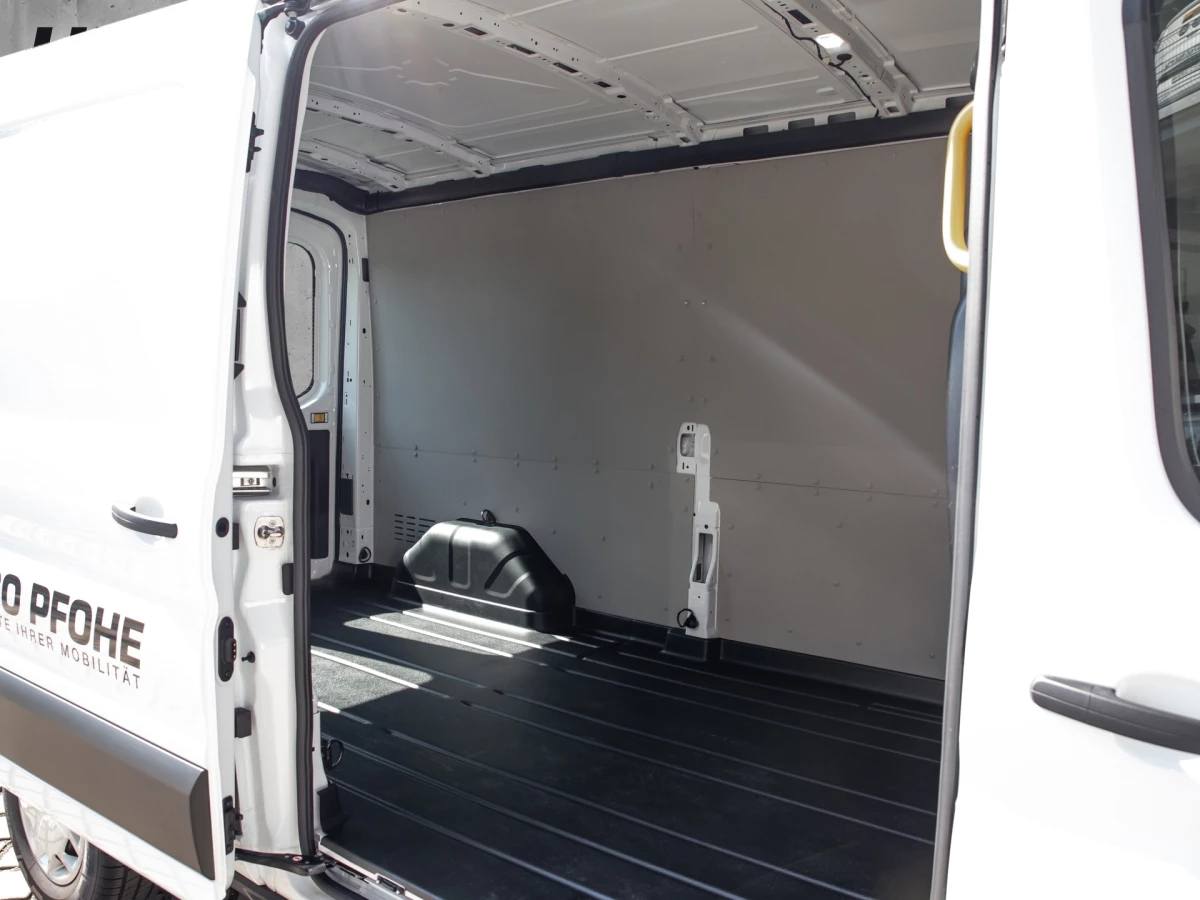 Ford-Transit-image-8