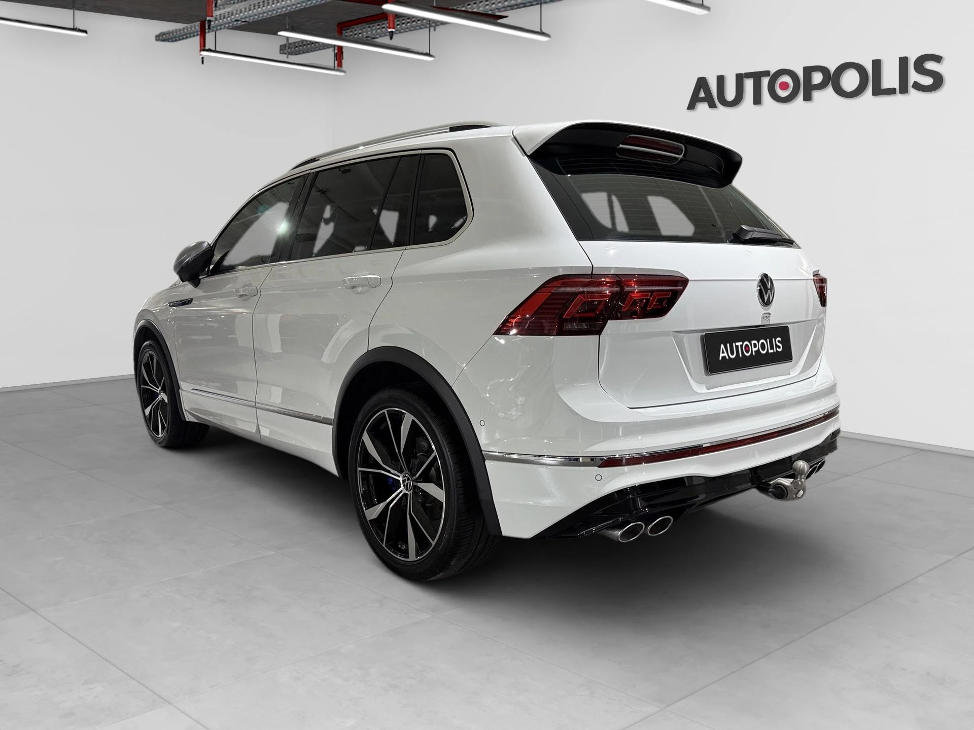 Volkswagen-Tiguan-image-18