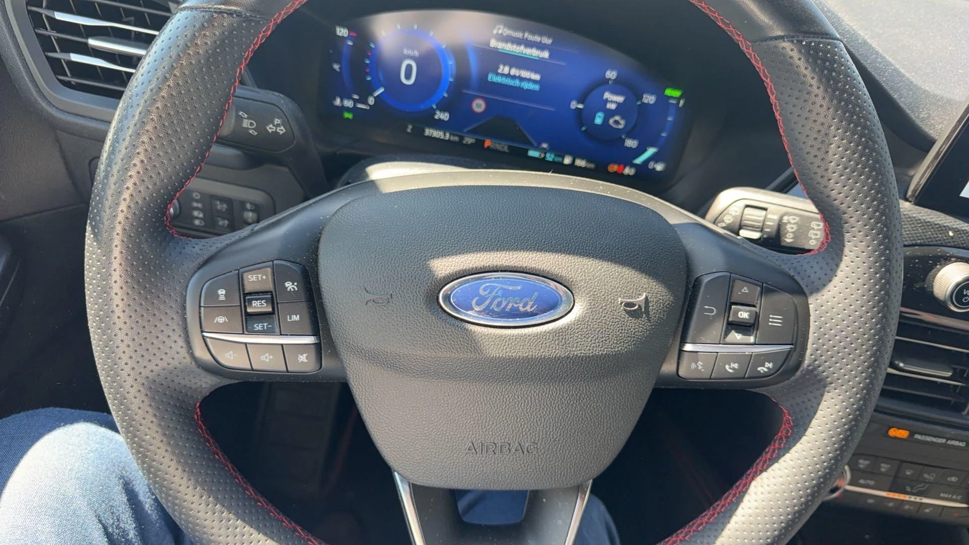 Ford-Kuga-image-9