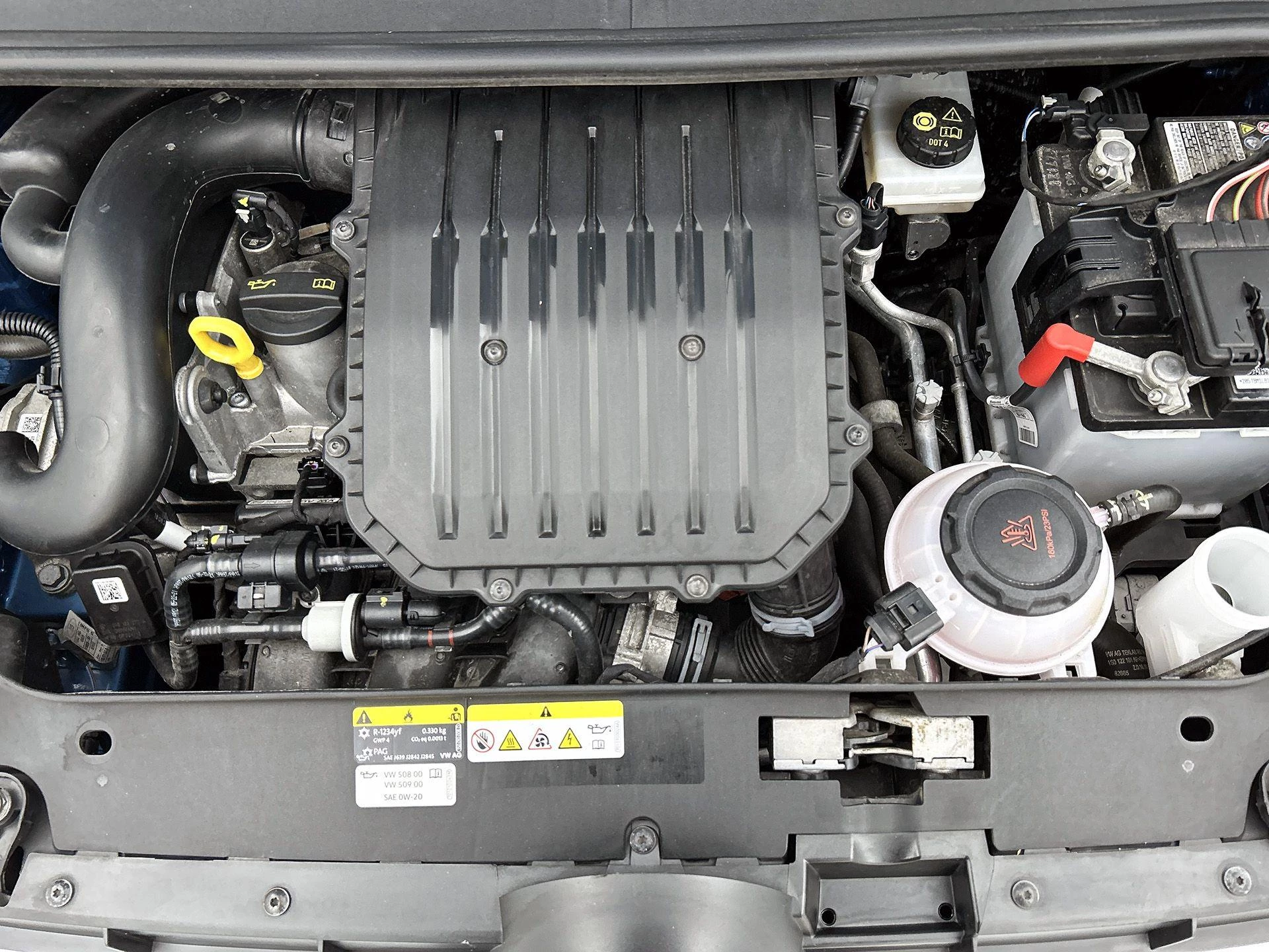 Volkswagen-up!-image-26