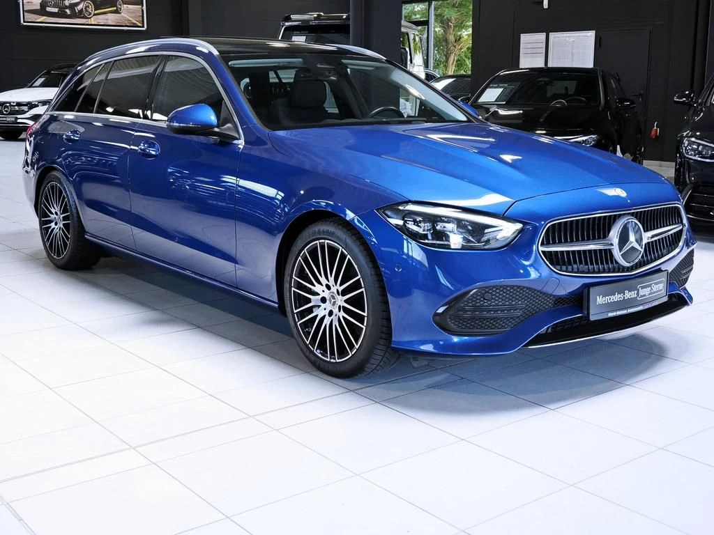 Mercedes-Benz-C-Klasse 300-image-4