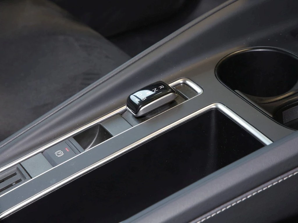 Škoda Elroq 85 Sportline UPE 55.140 Advanced AHK WP