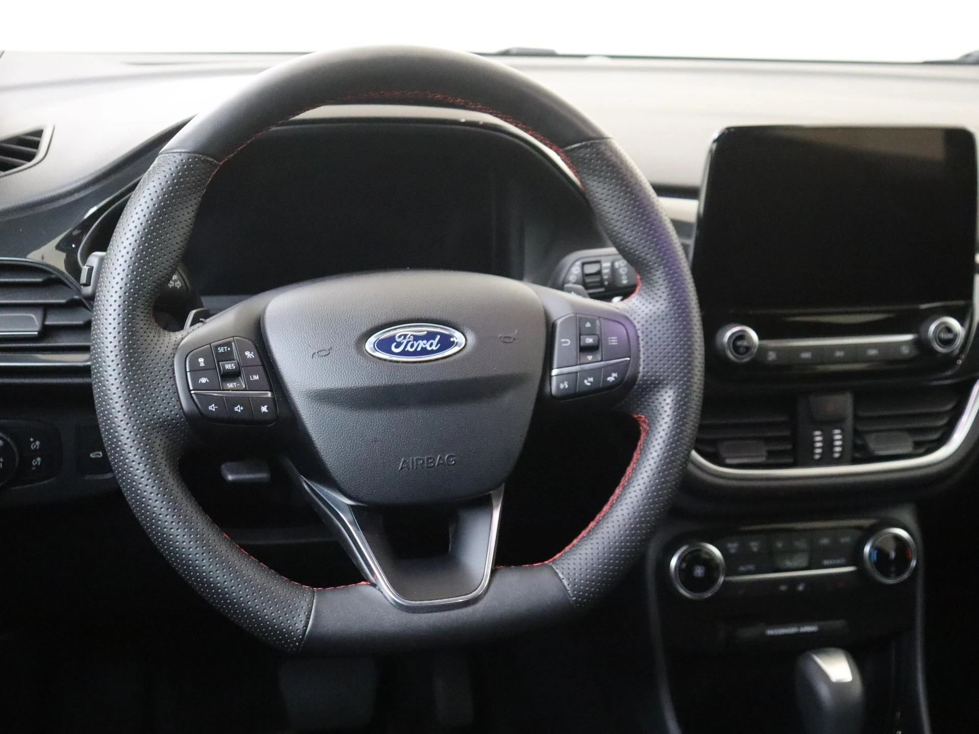 Ford-Puma-image-9