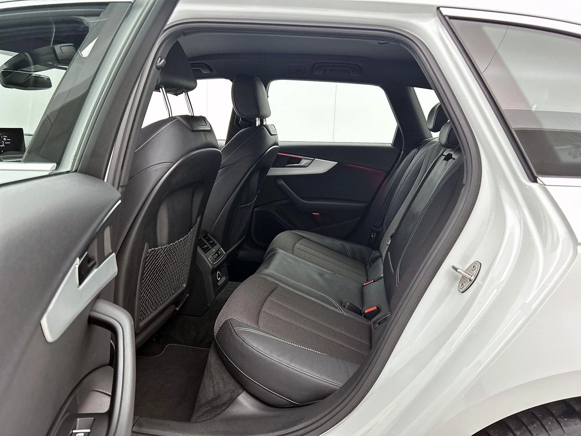 Audi-A4-image-25