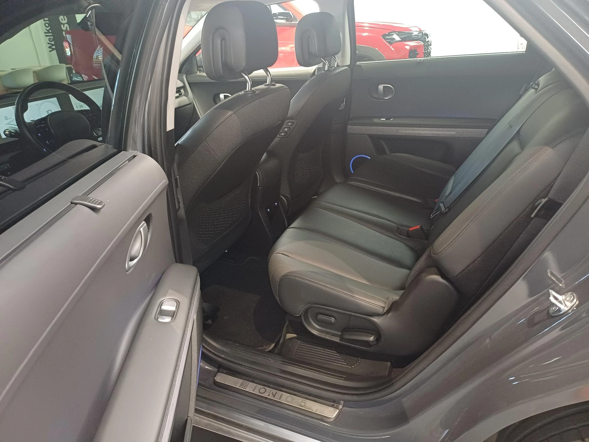 Hyundai-IONIQ 5-image-18