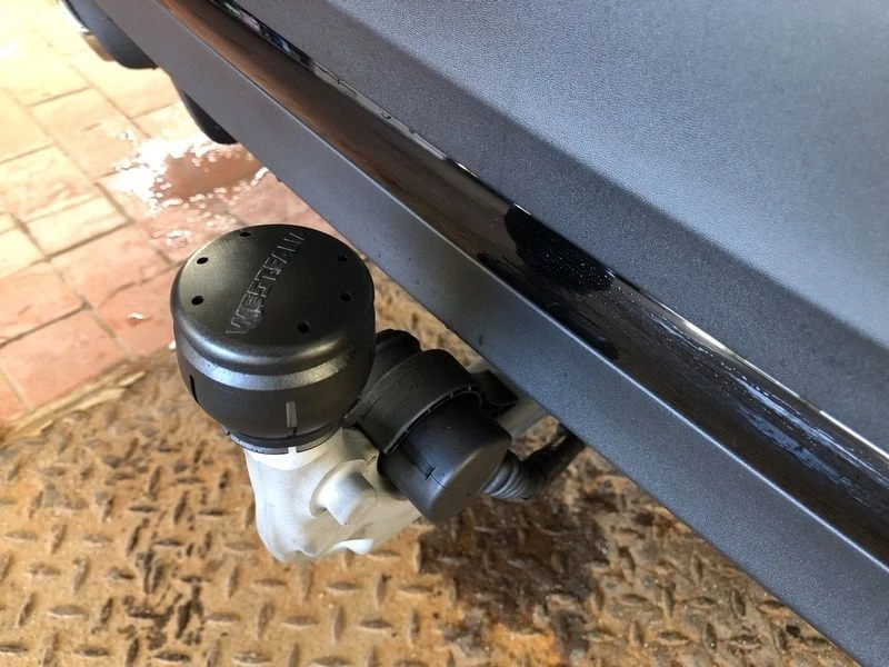 Mercedes-Benz GLA 200 AMG NIGHT PANO AHK KEYLESS WINTER-PAKET AMG LineC118 GLA 200 AMG NIGHT PANO AHK KEYLESS WINTER-PAKET AMG Line