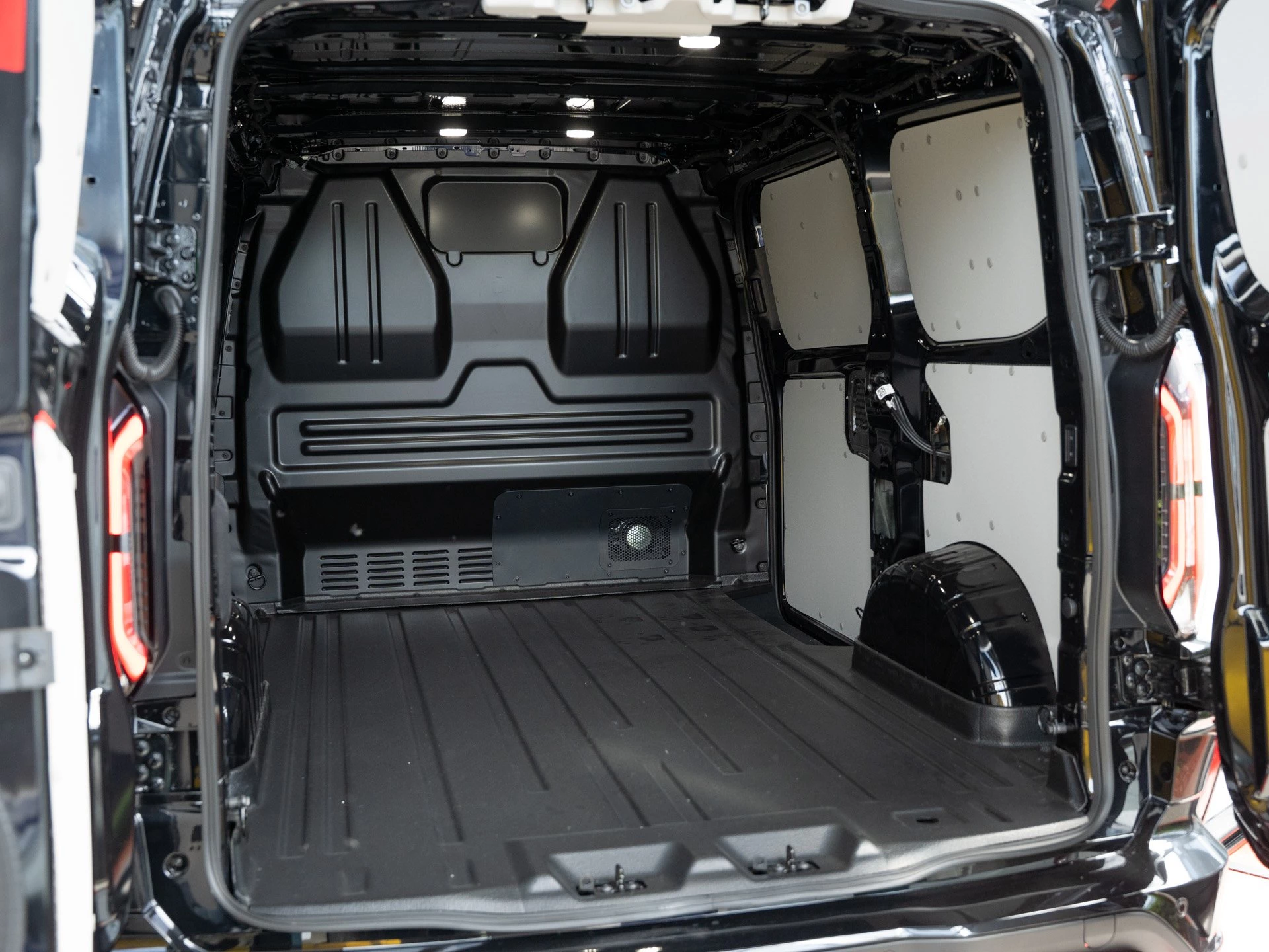 Ford Transit Custom MS-RT 320 L1 Aut. 4x4 Kasten-LKW