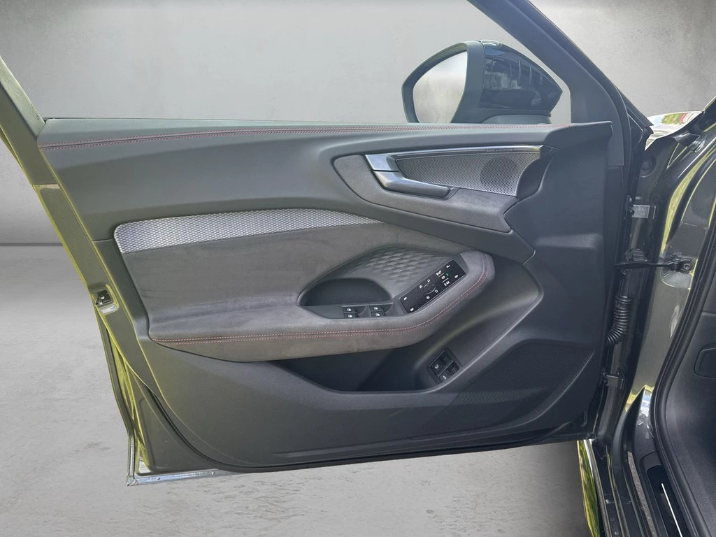 Audi A5 Avant e-hybrid quattro S tronic *S line*AHK*