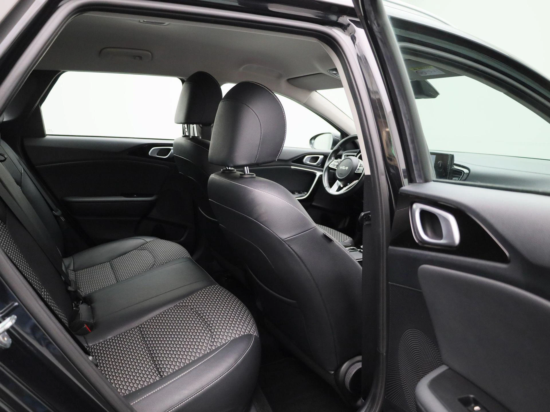 Kia-cee'd-image-36