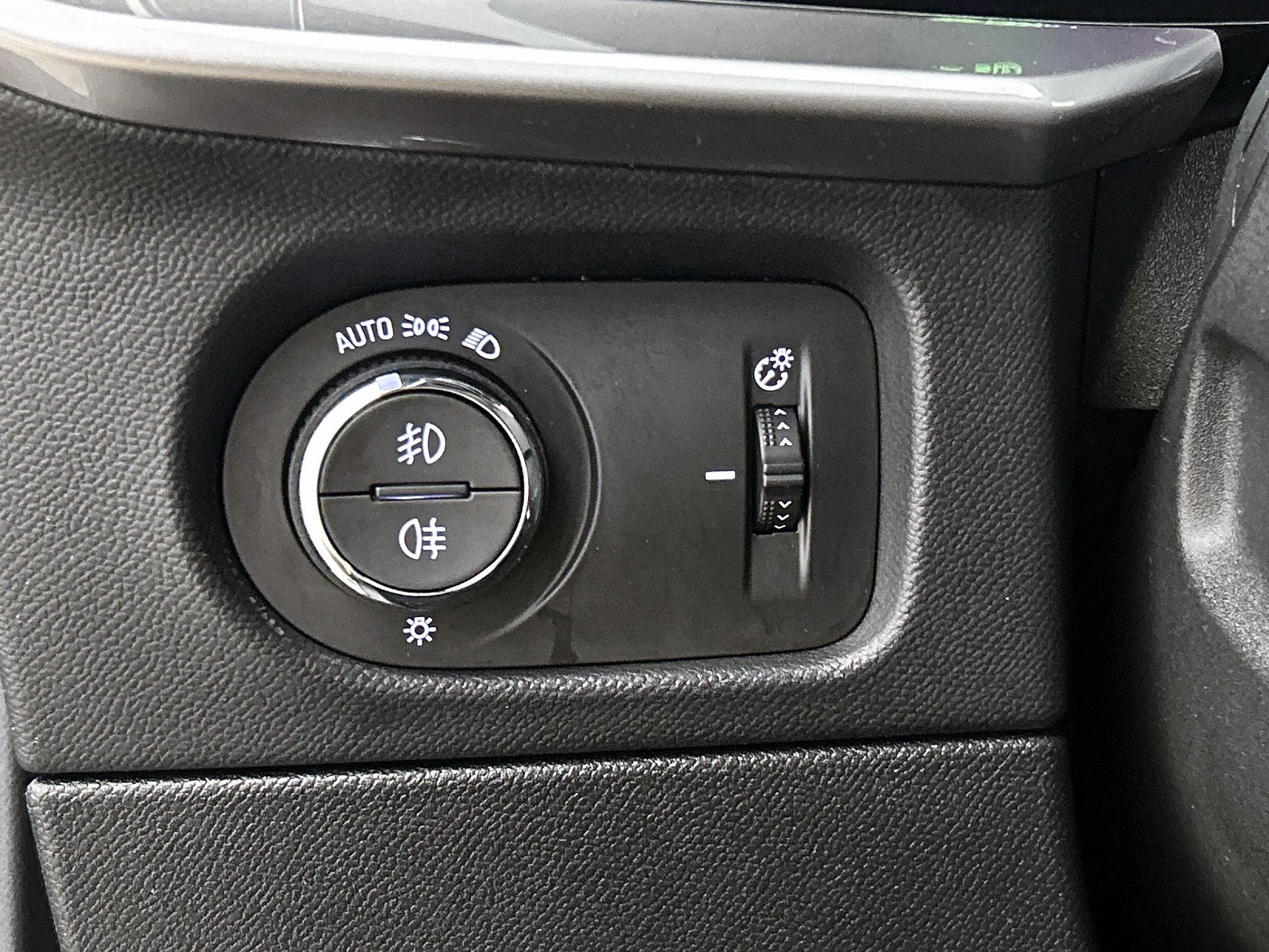 Opel-Mokka-e-image-15