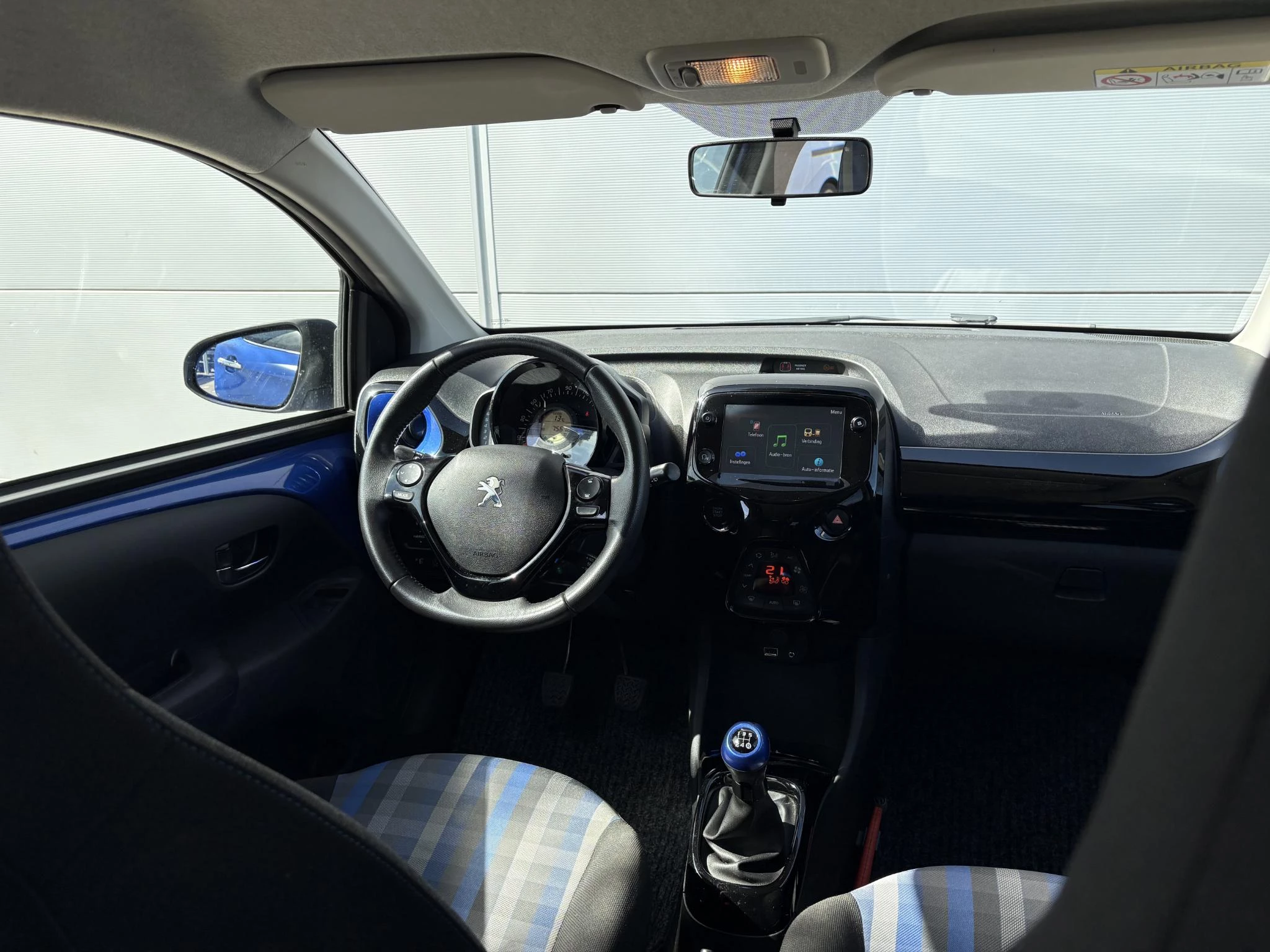 Peugeot-108-image-10