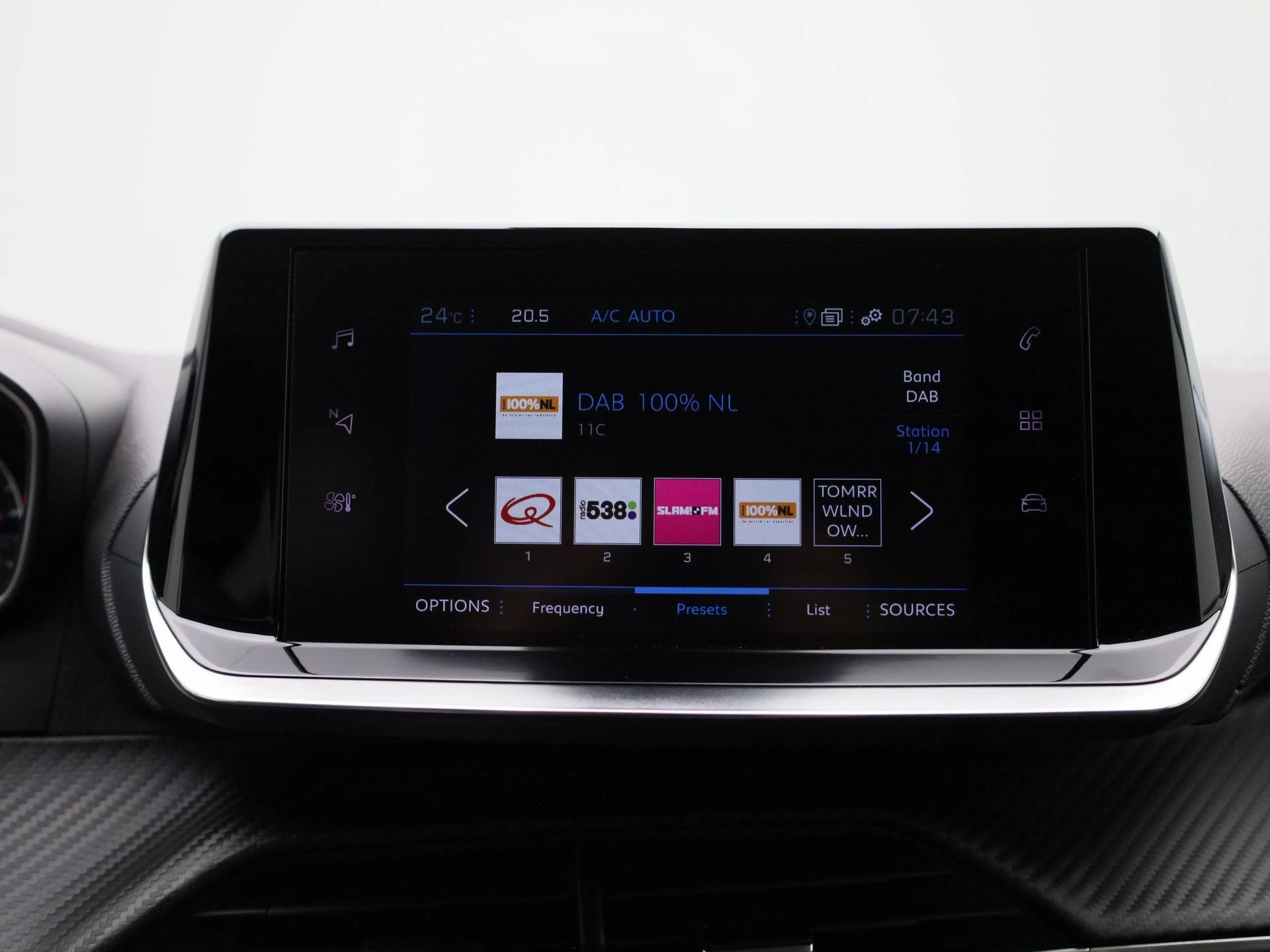 Peugeot-2008-image-20