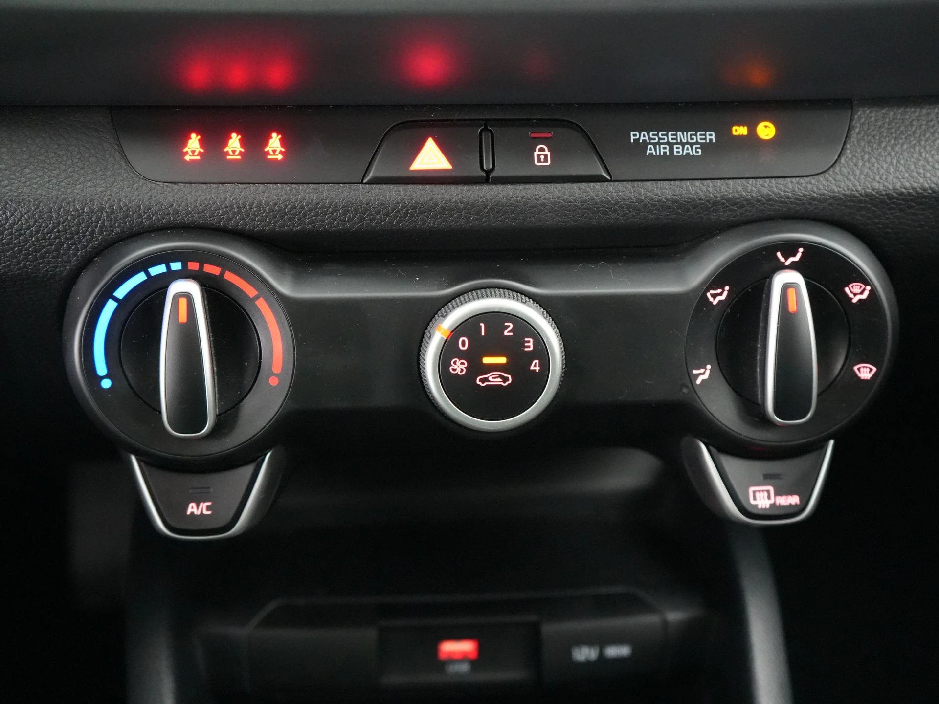 Kia-Stonic-image-20