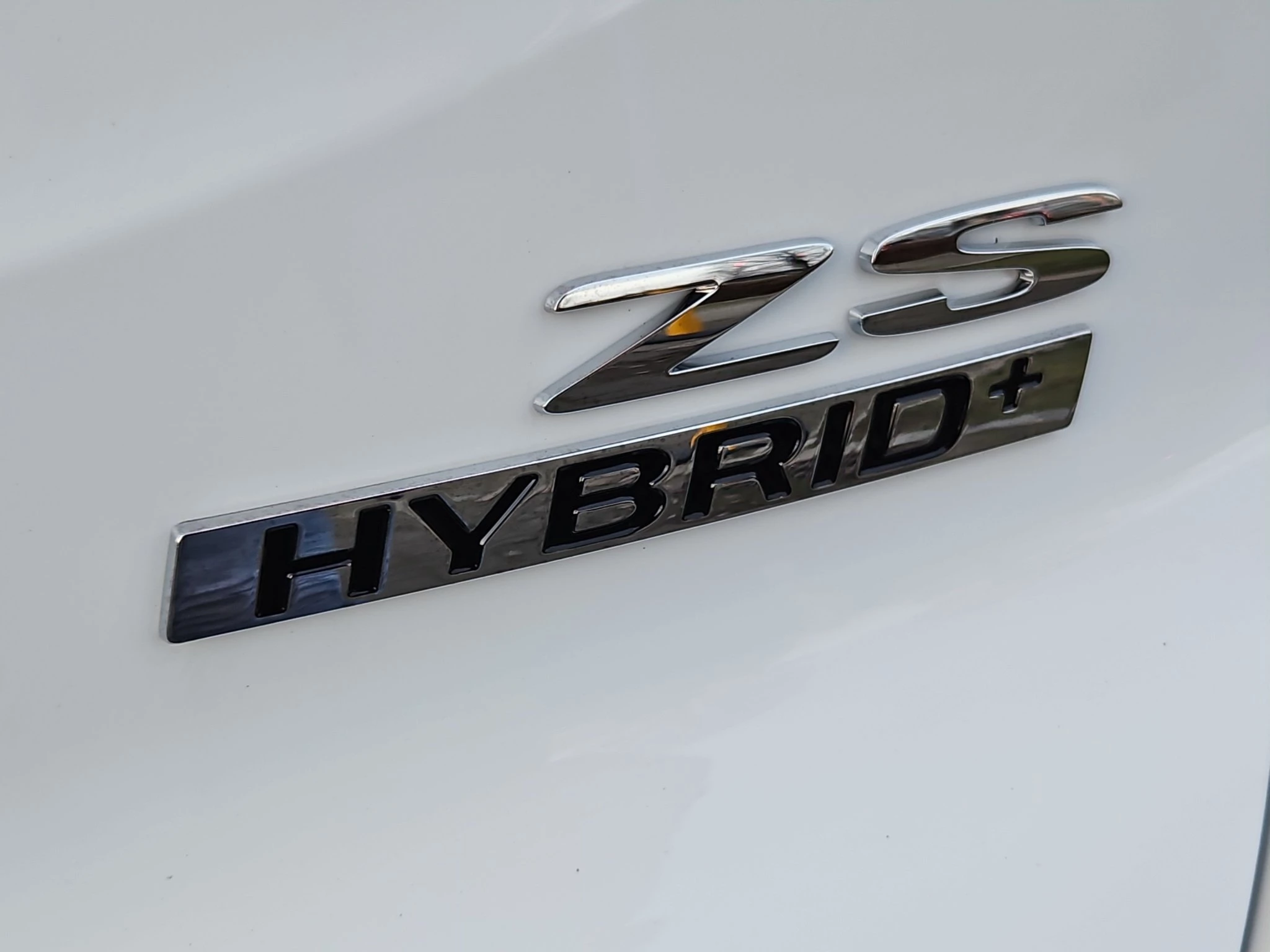 MG ZS Luxury 1.5 Hybrid+ Autom LED ACC GJR RFK SHZ