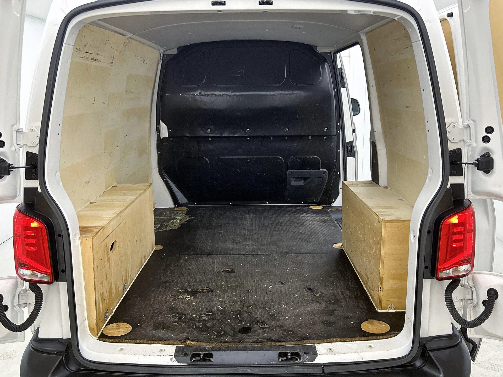 Volkswagen Transporter 2.0 TDI L1H1 28 110 PK