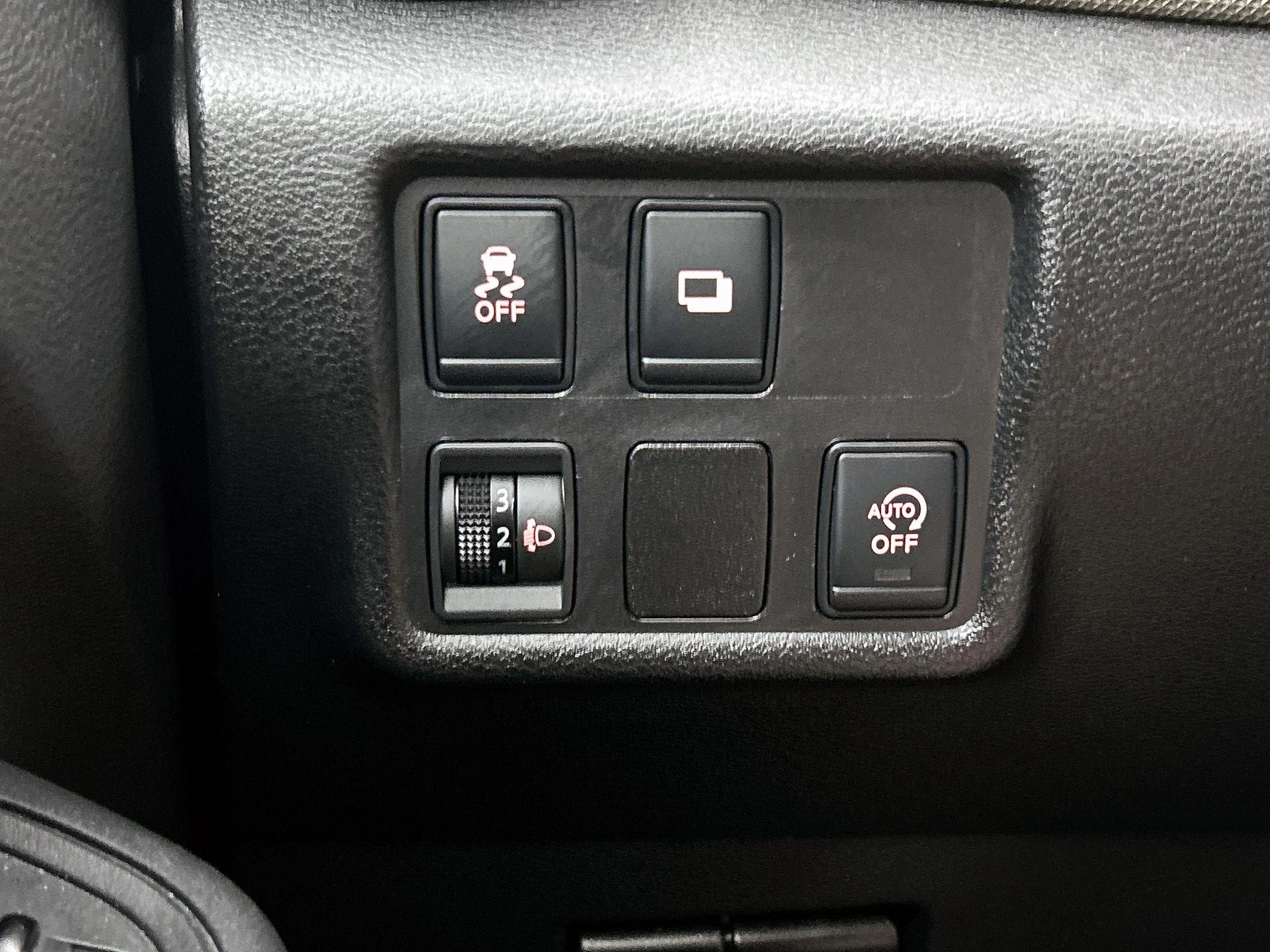 Nissan-Micra-image-23
