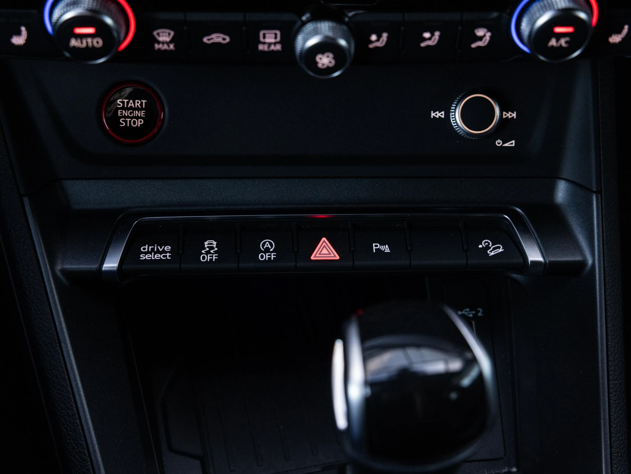 Audi-RSQ3-image-52
