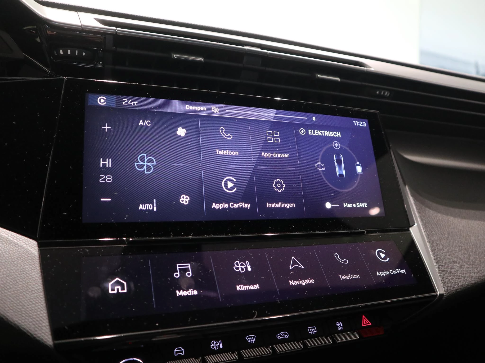 Peugeot-408-image-12