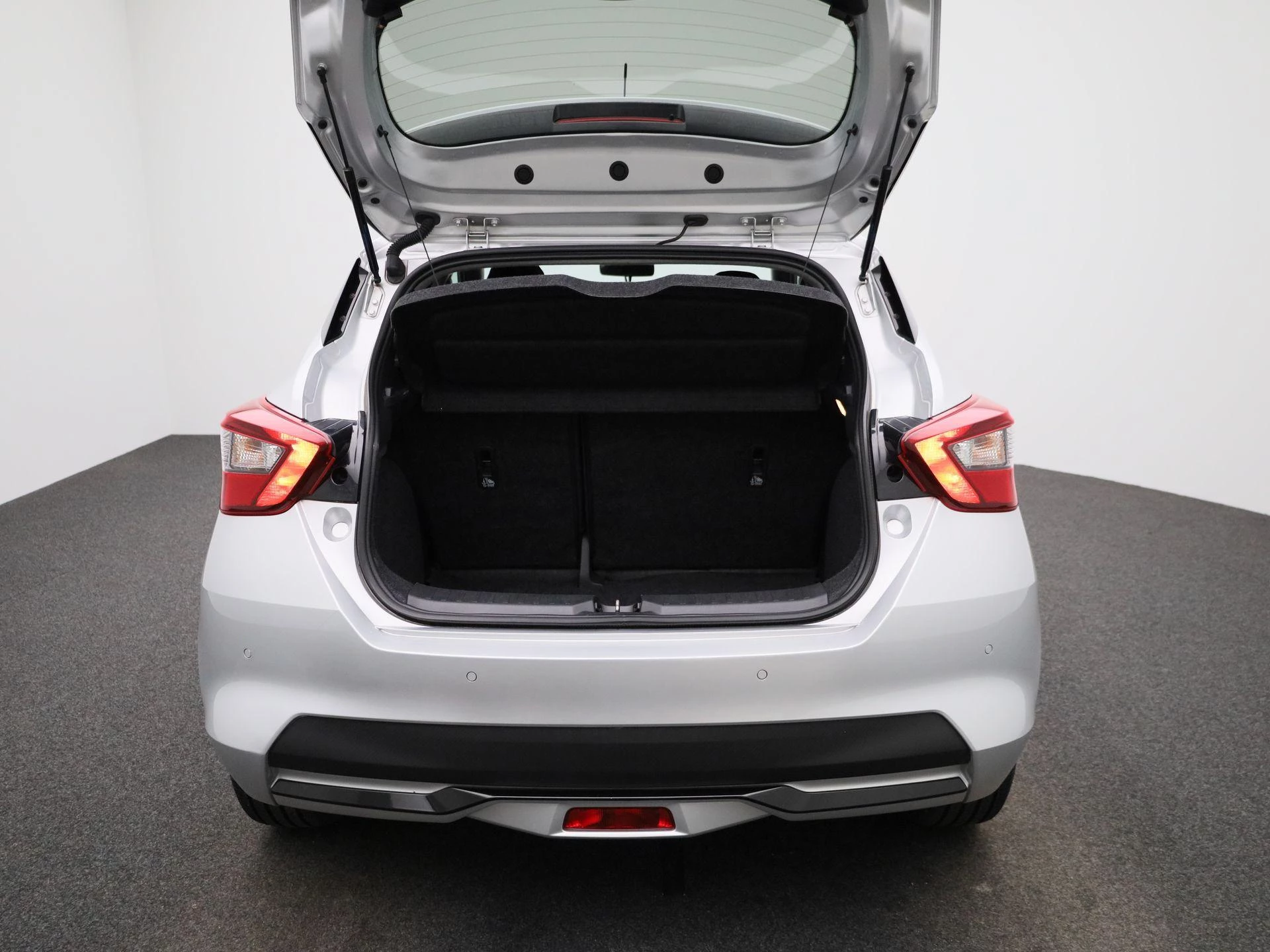 Nissan-Micra-image-10