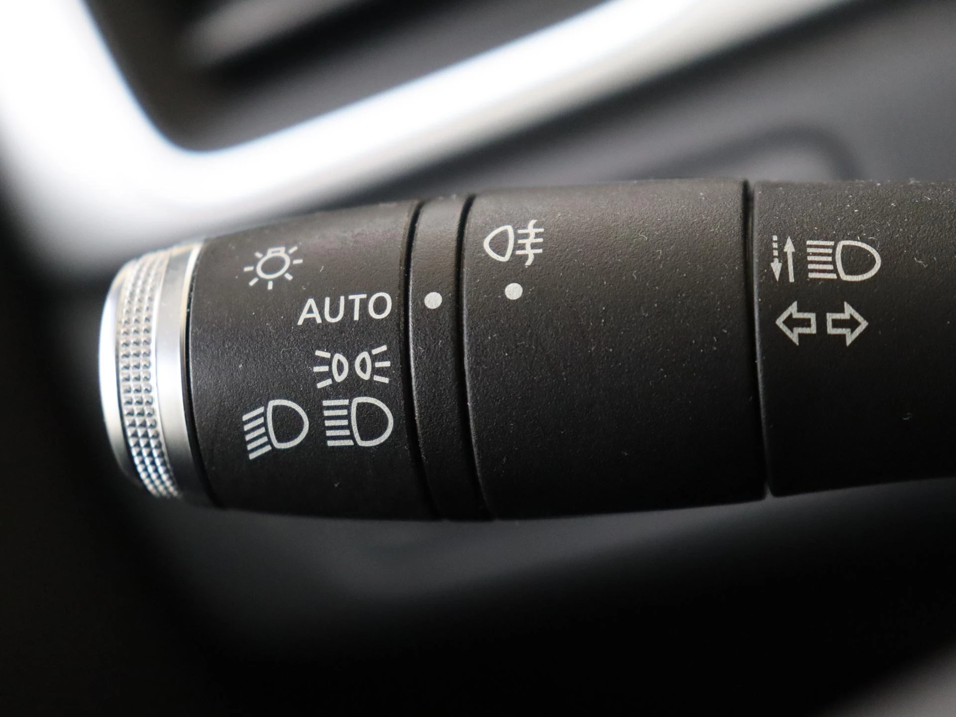 Renault-Captur-image-24