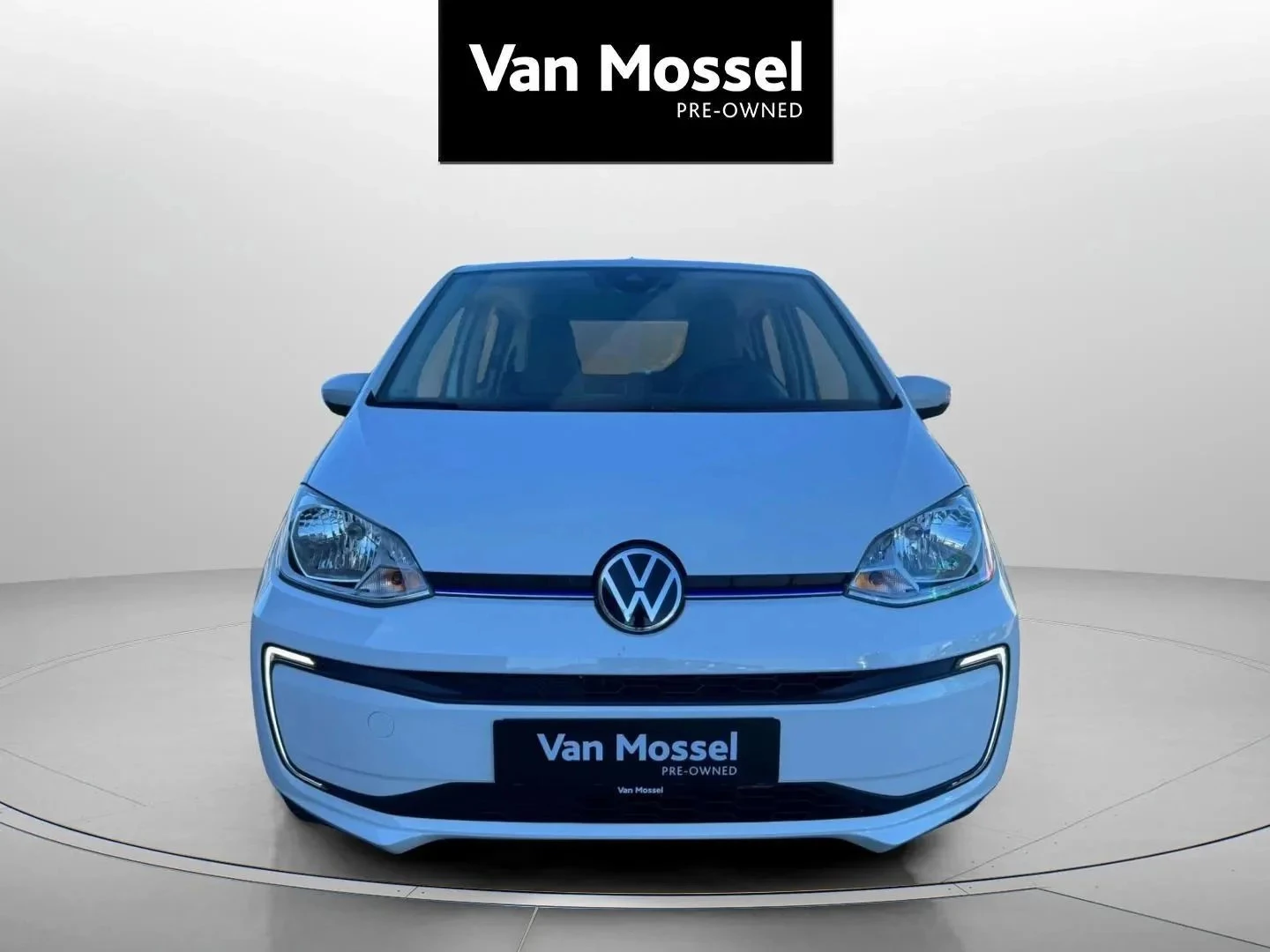 Volkswagen-e-up!-image-1