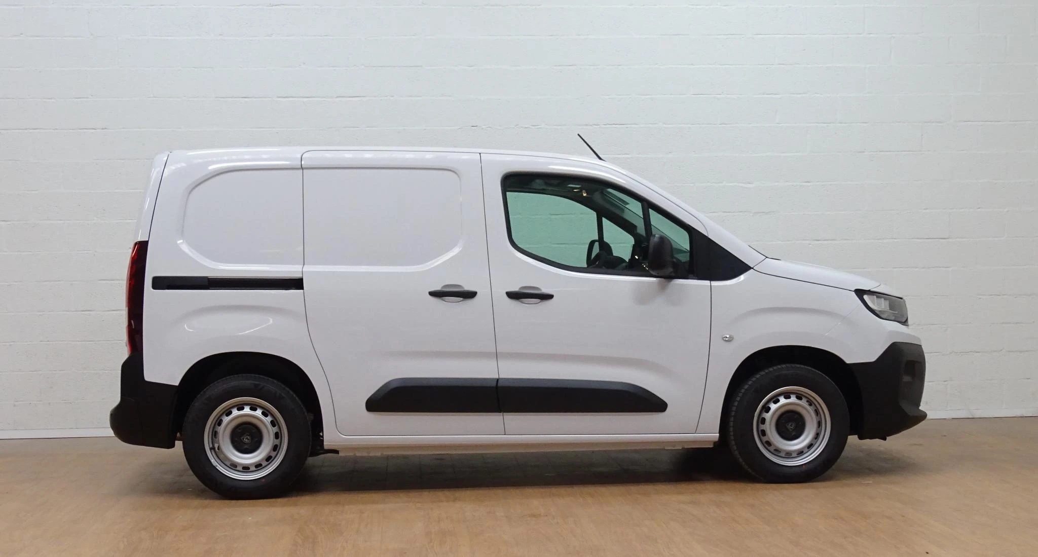 Peugeot-Partner-image-7