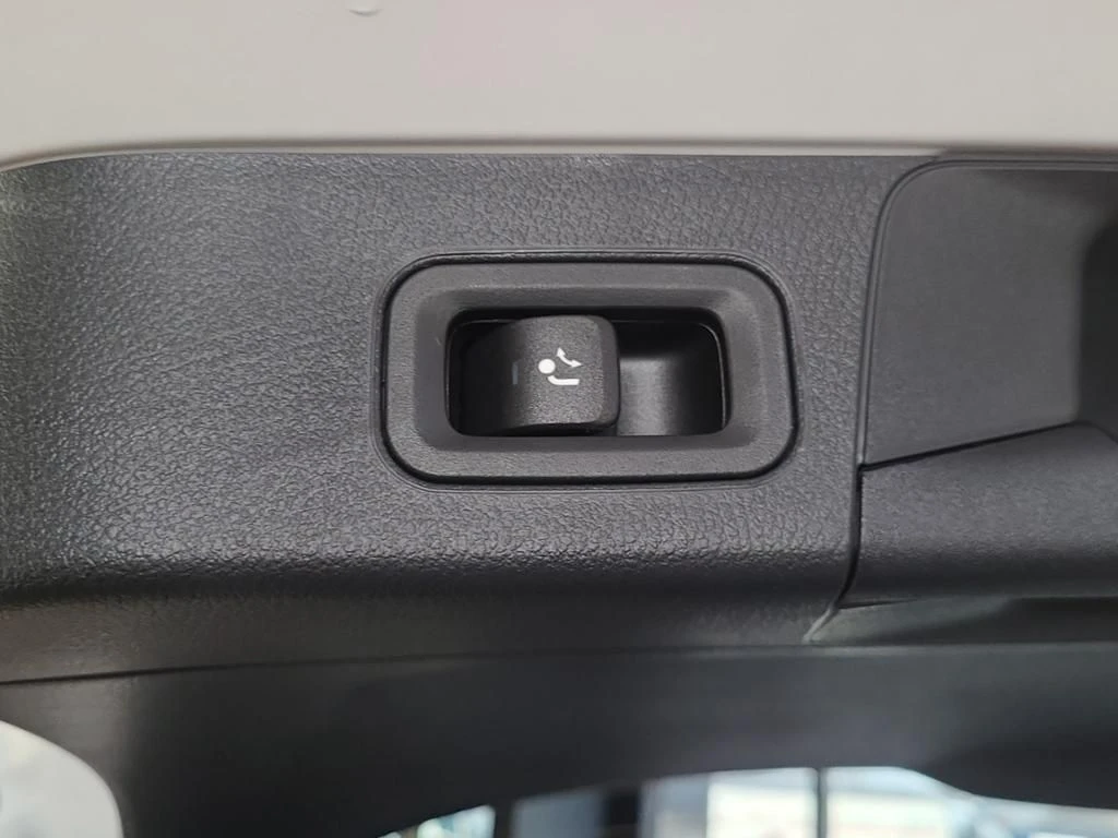 Mercedes-Benz-B-Klasse 220-image-22