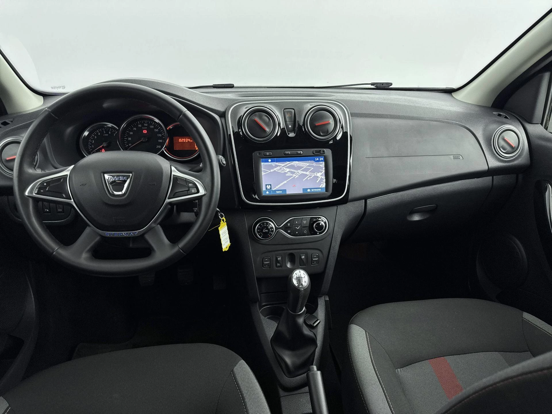 Dacia-Logan-image-15