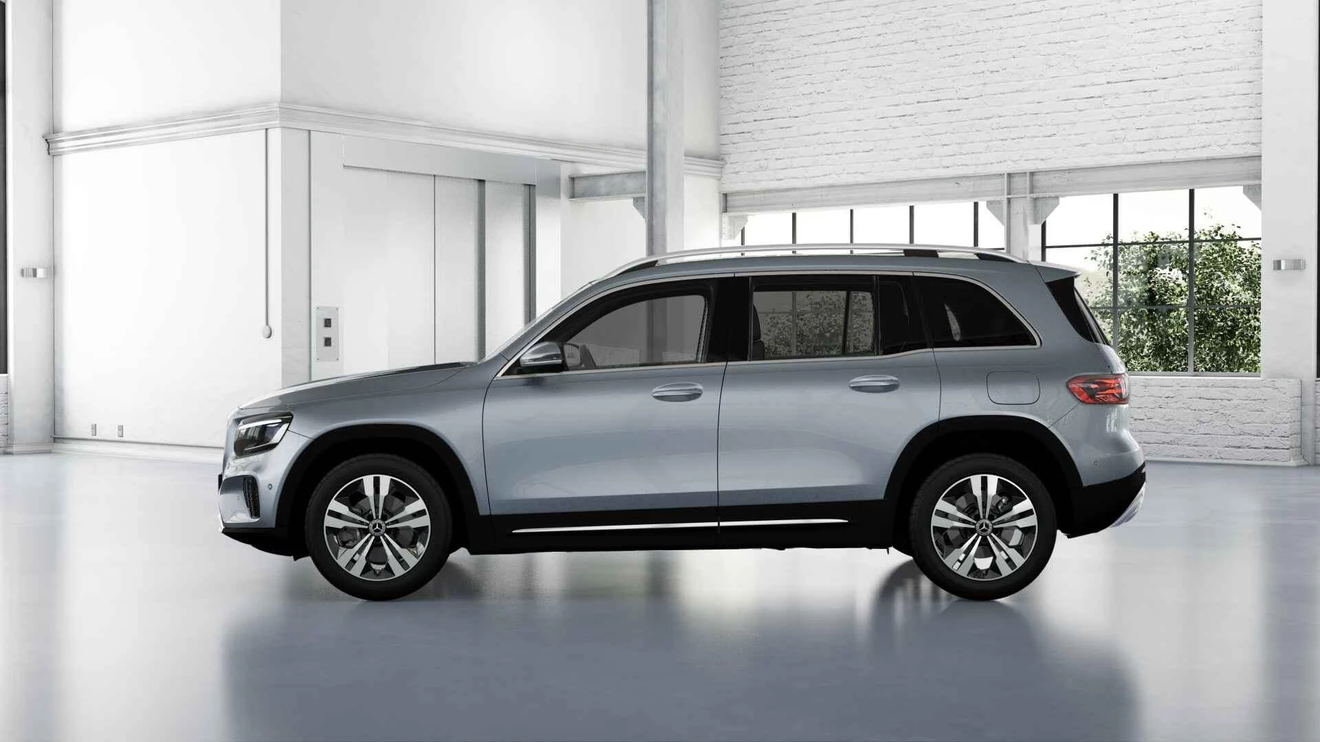 Mercedes-Benz-GLB-image-6