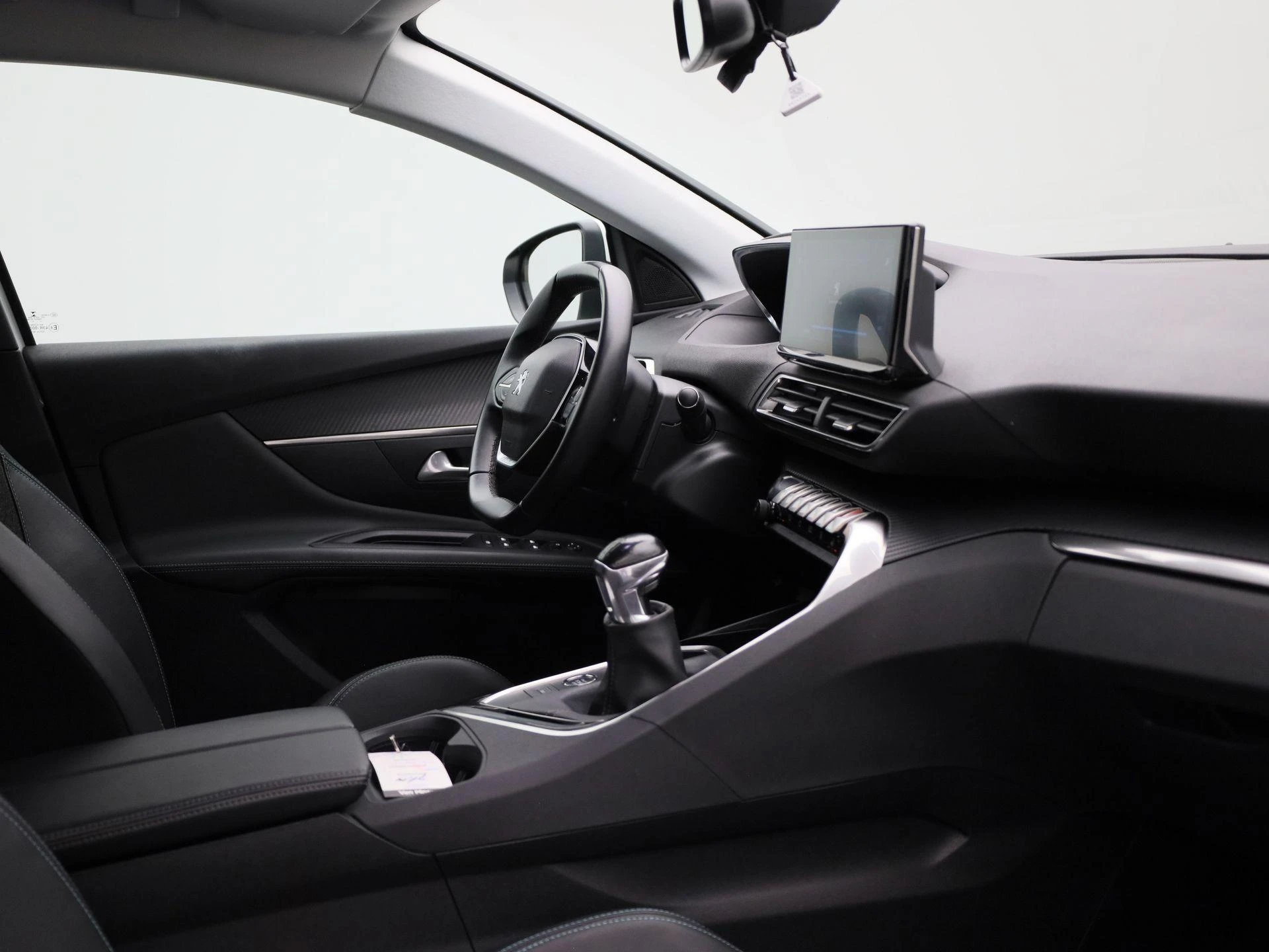 Peugeot-3008-image-30