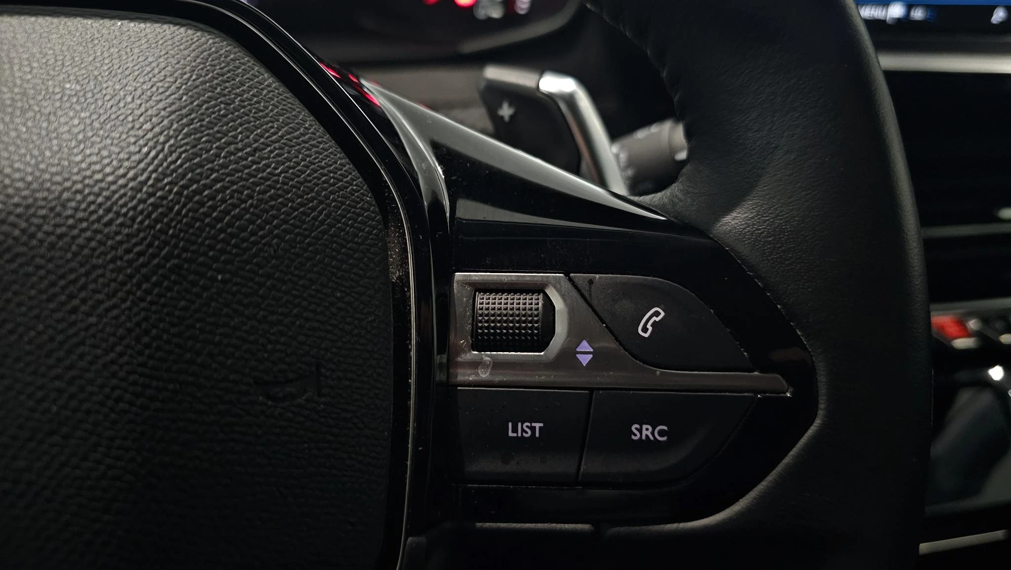 Peugeot-208-image-14