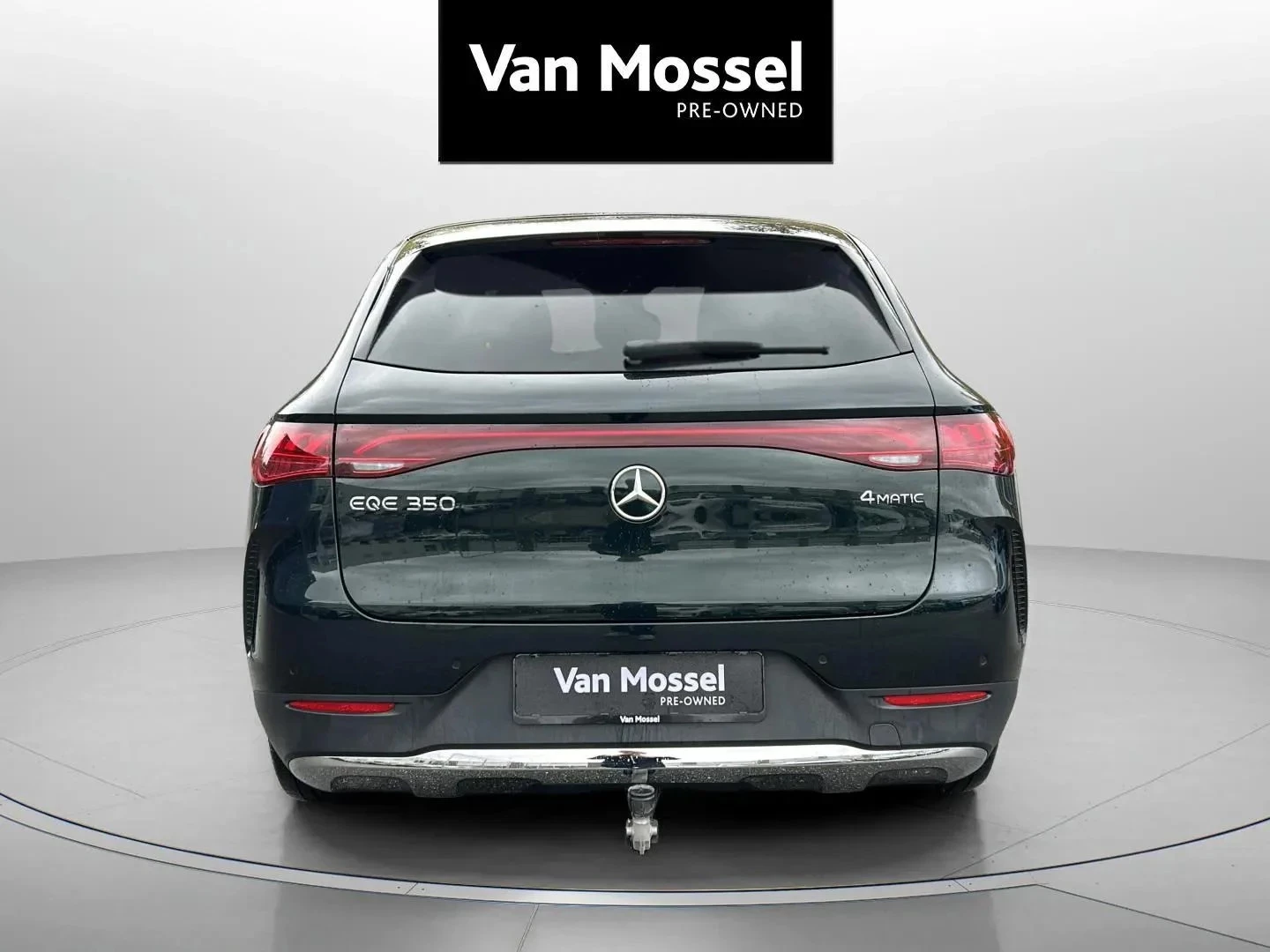 Mercedes-Benz-EQE-image-5