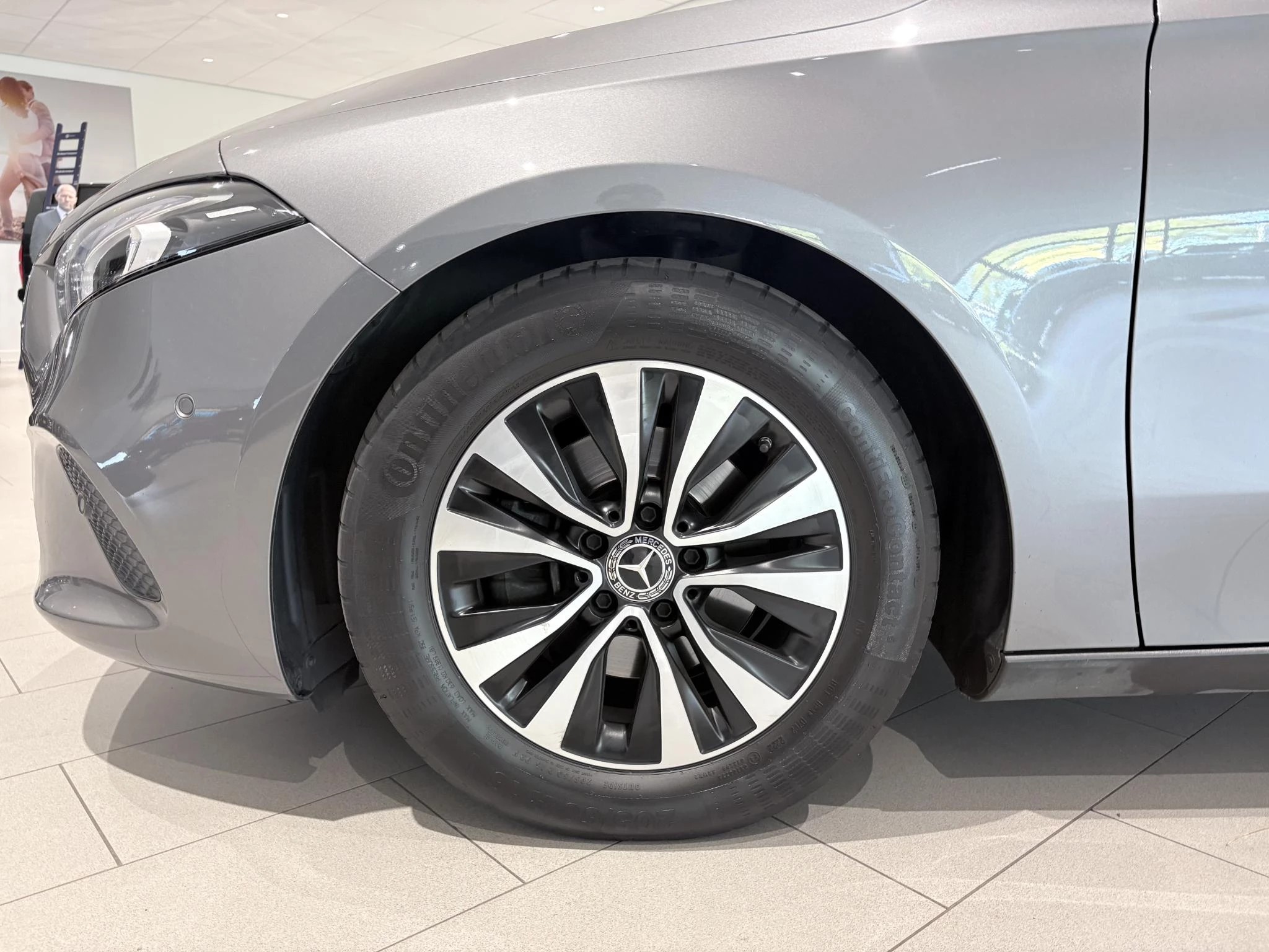 Mercedes-Benz-A-Klasse-image-1