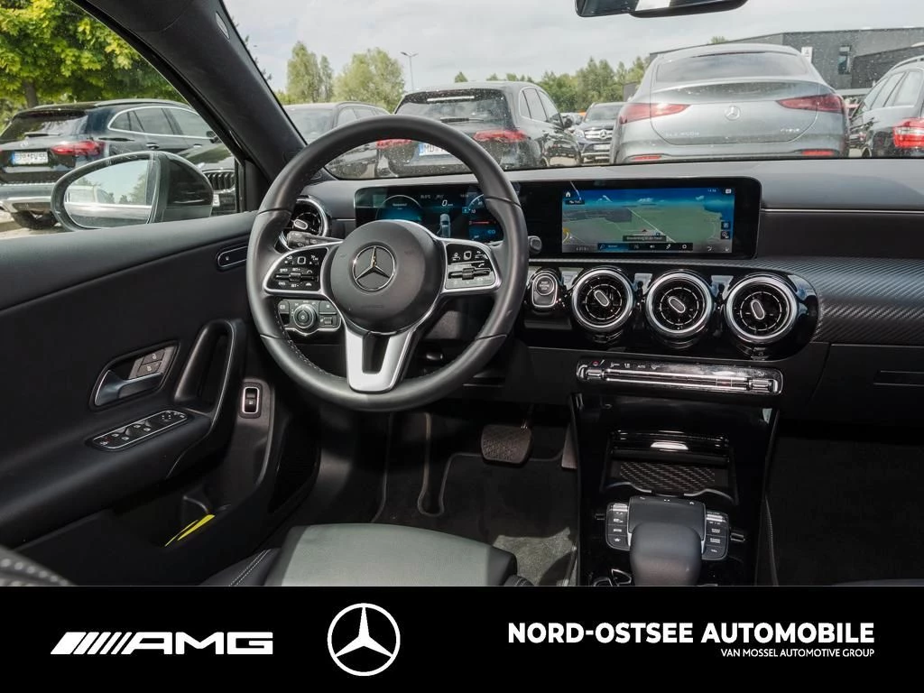 Mercedes-Benz A-Klasse 250 e STYLE NAVI KAMERA DISTRO LED SHZ Style