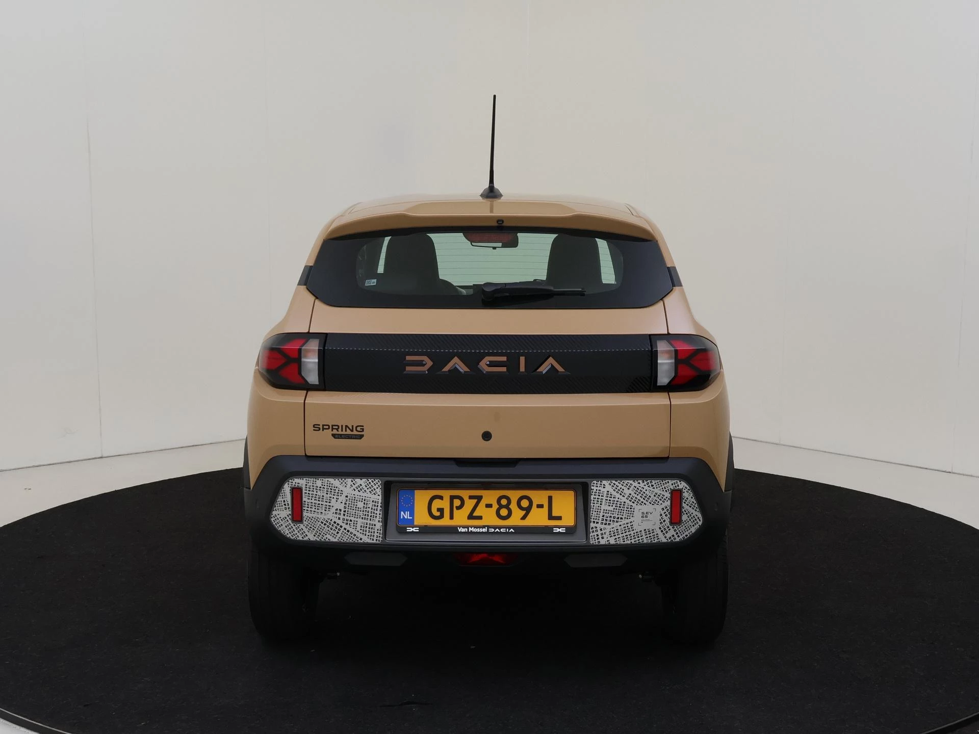 Dacia-Spring-image-4