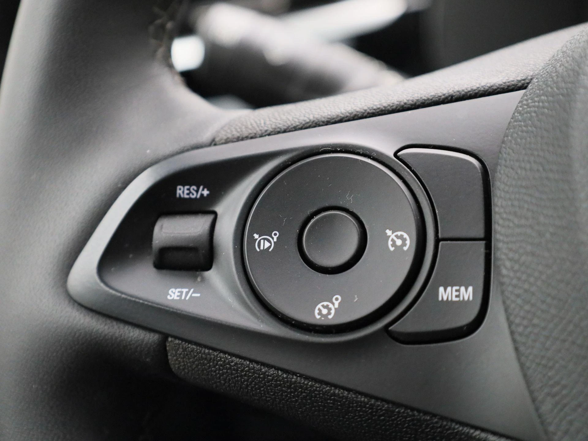 Opel-Corsa-e-image-18