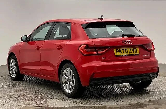 Audi-A1 Sportback-image-2