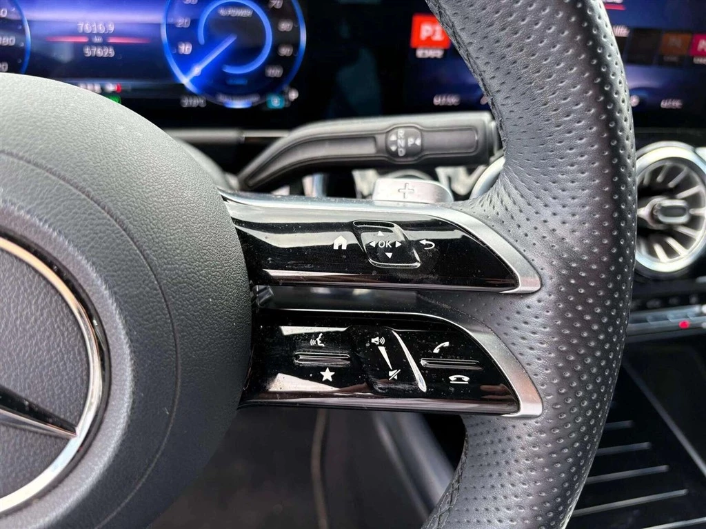 Mercedes-Benz-EQA-image-14
