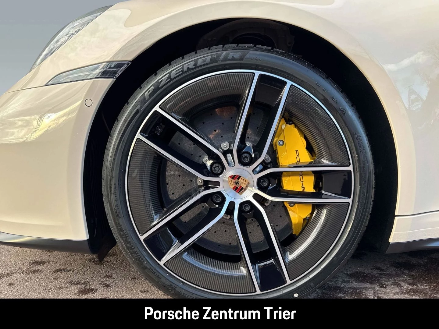 Porsche 911 992 Targa 4 GTS Burmester Clubleder LED