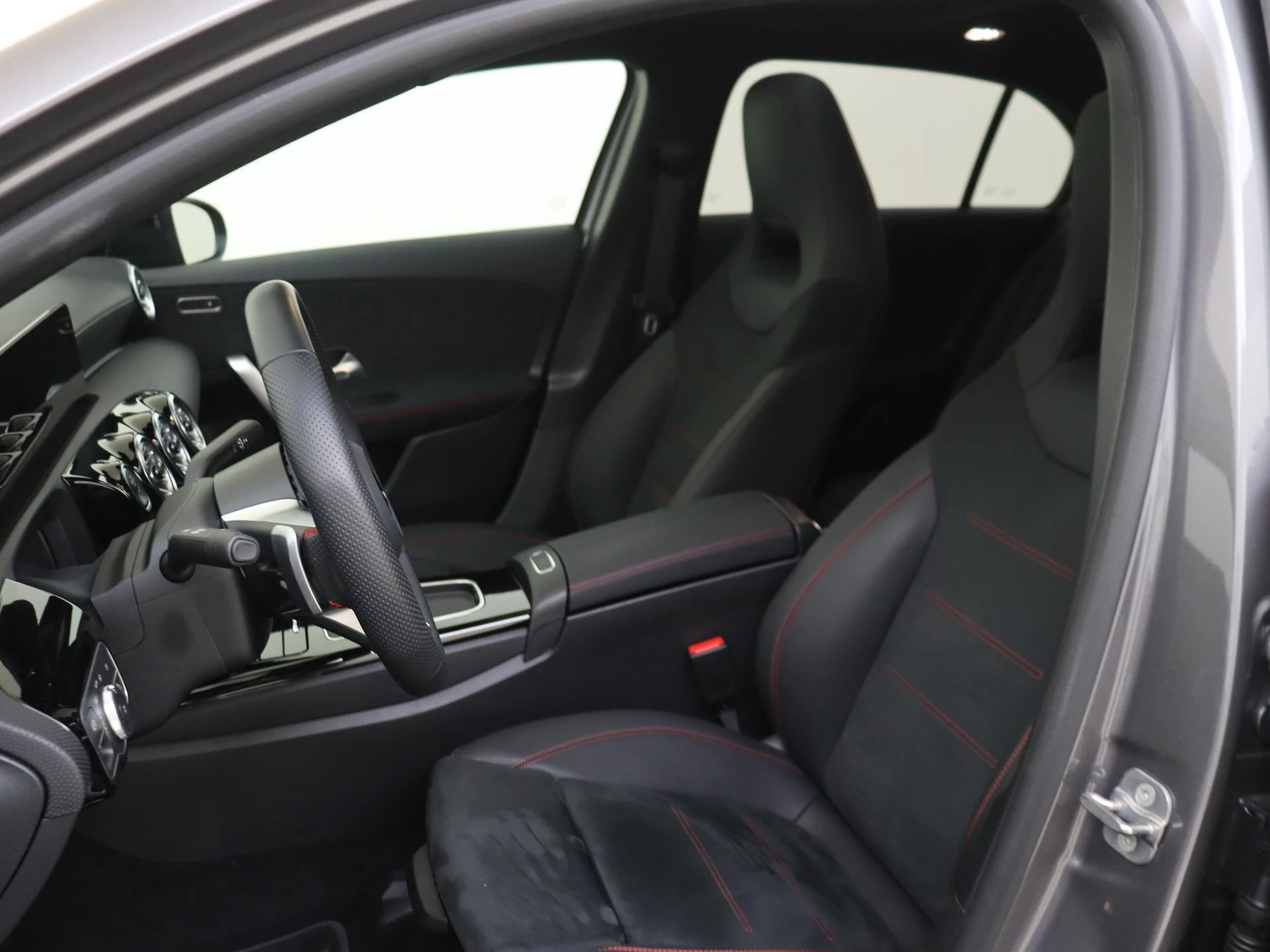 Mercedes-Benz A-Klasse 180 Business Solution AMG