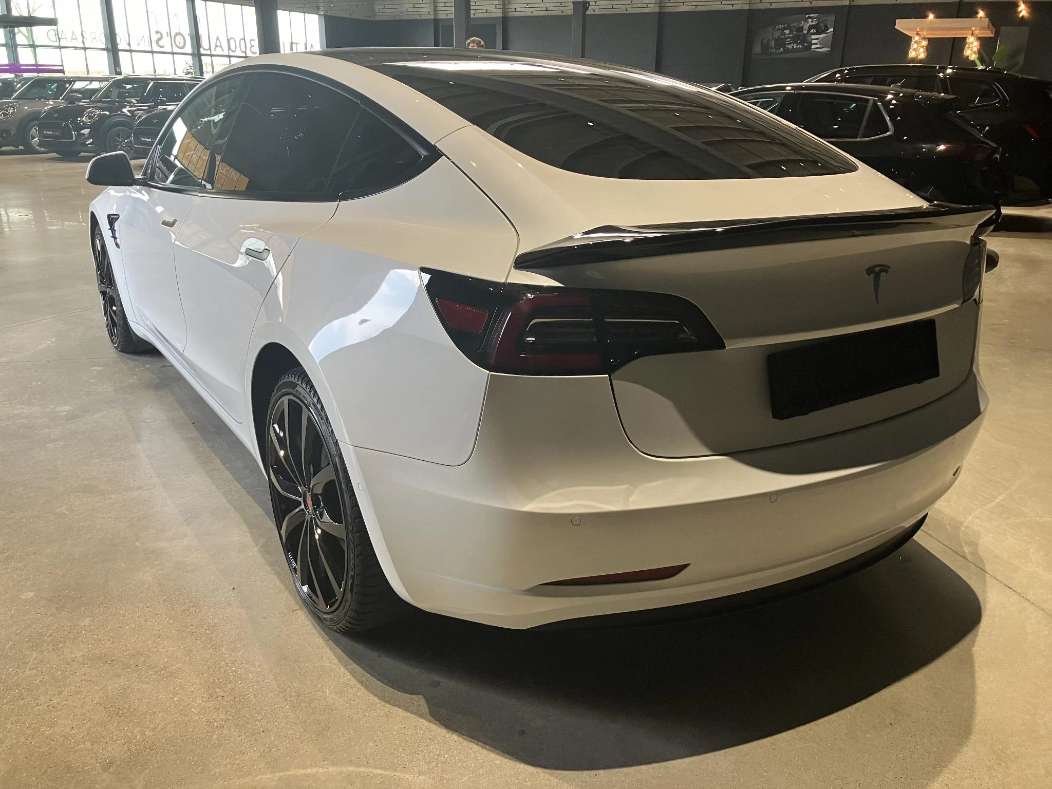 Tesla Model 3 Standard RWD Plus