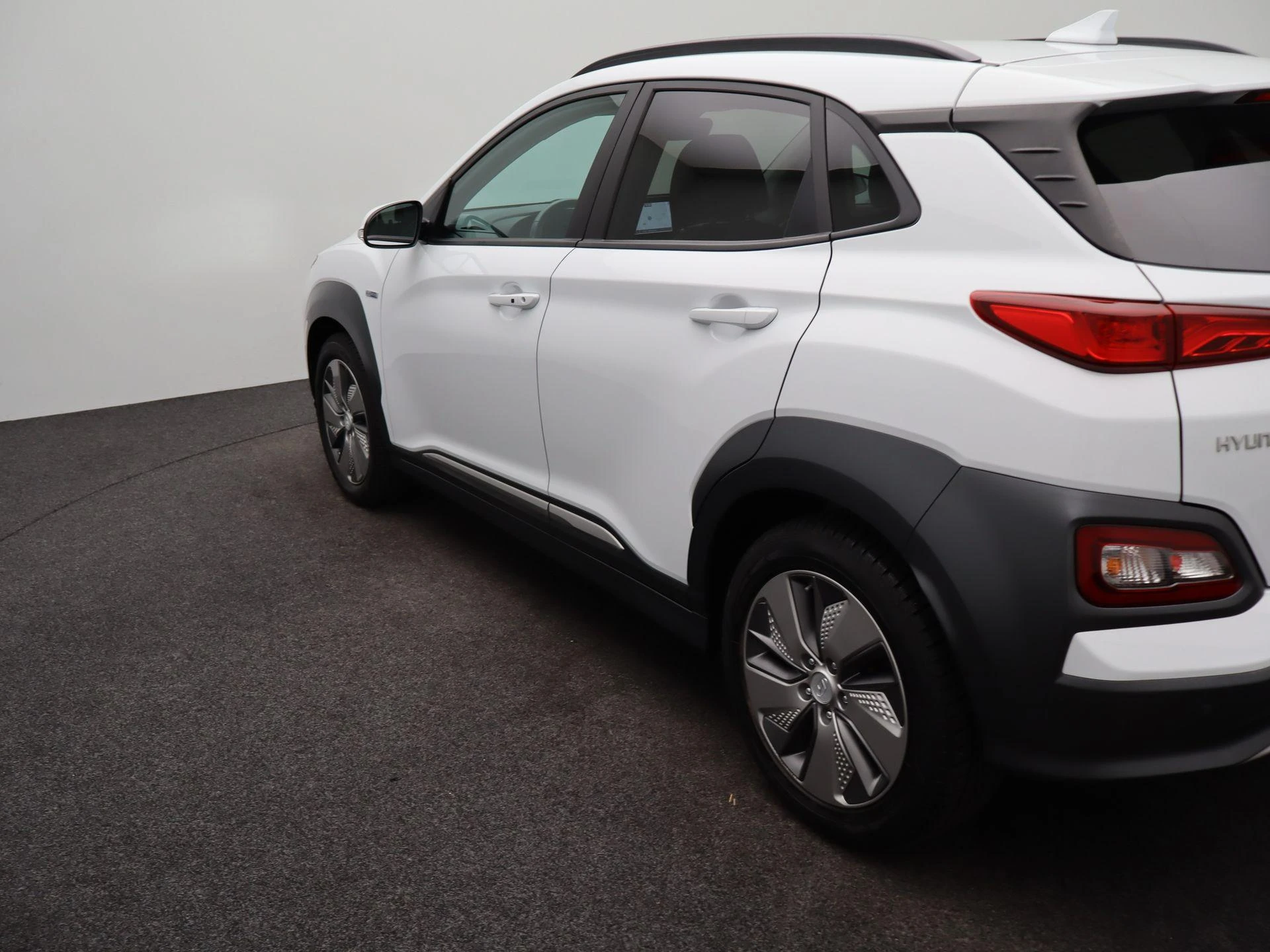 Hyundai-Kona-image-35
