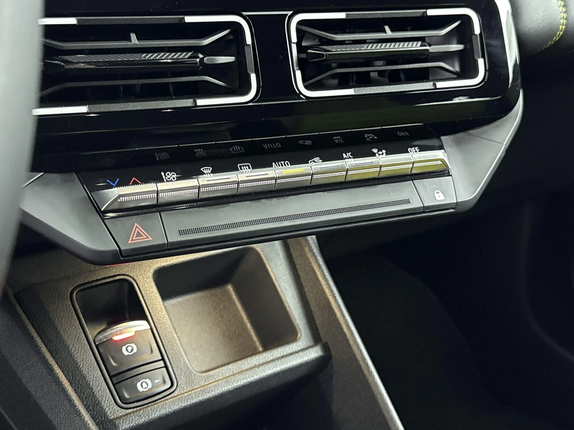 Renault-5-image-14