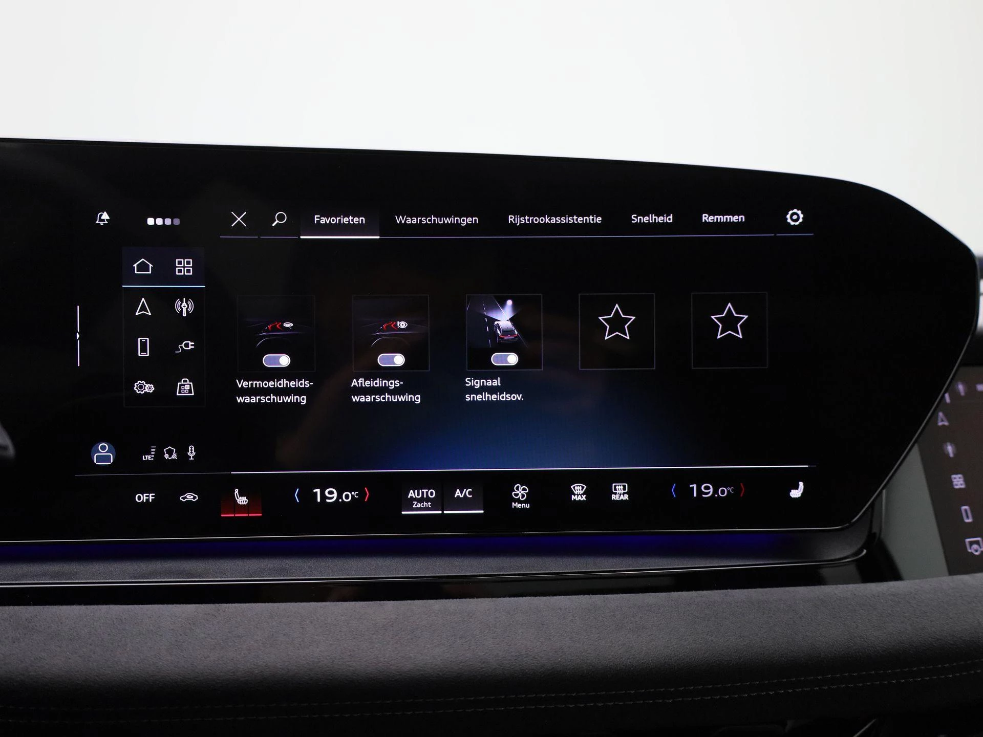 Audi-Q6 e-tron-image-27