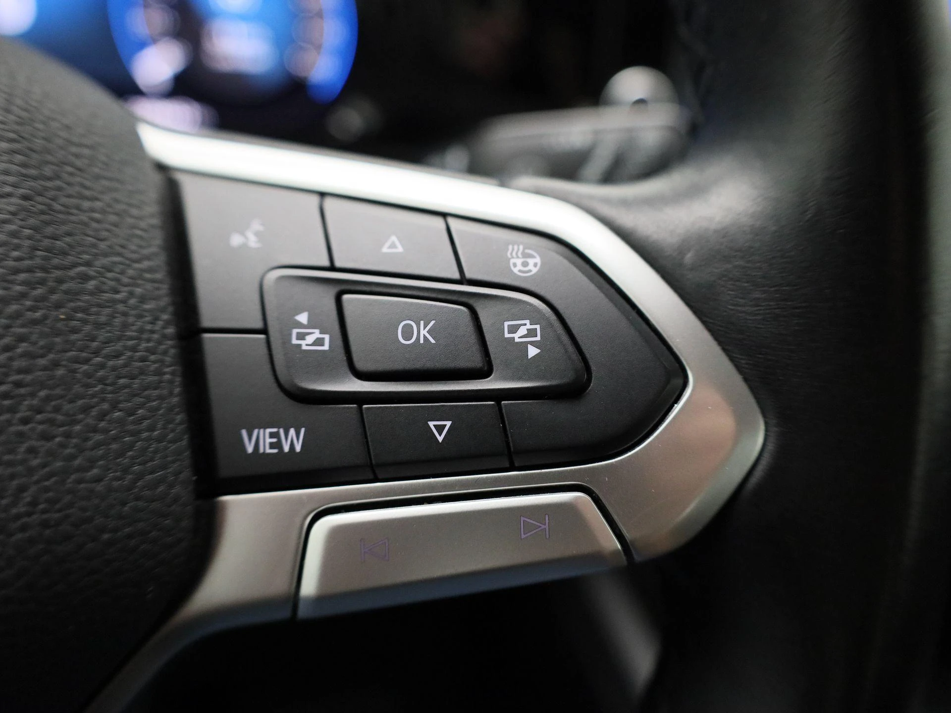 Volkswagen-Golf-image-15