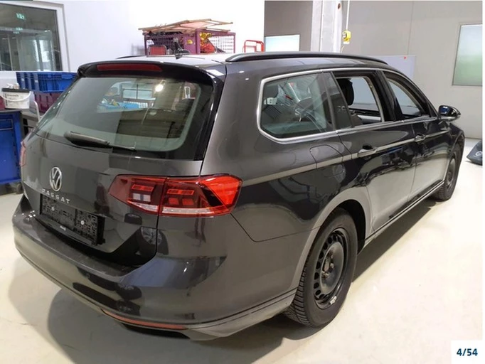 Volkswagen Passat Variant 2.0 TDI DSG Business Navi, AHK
