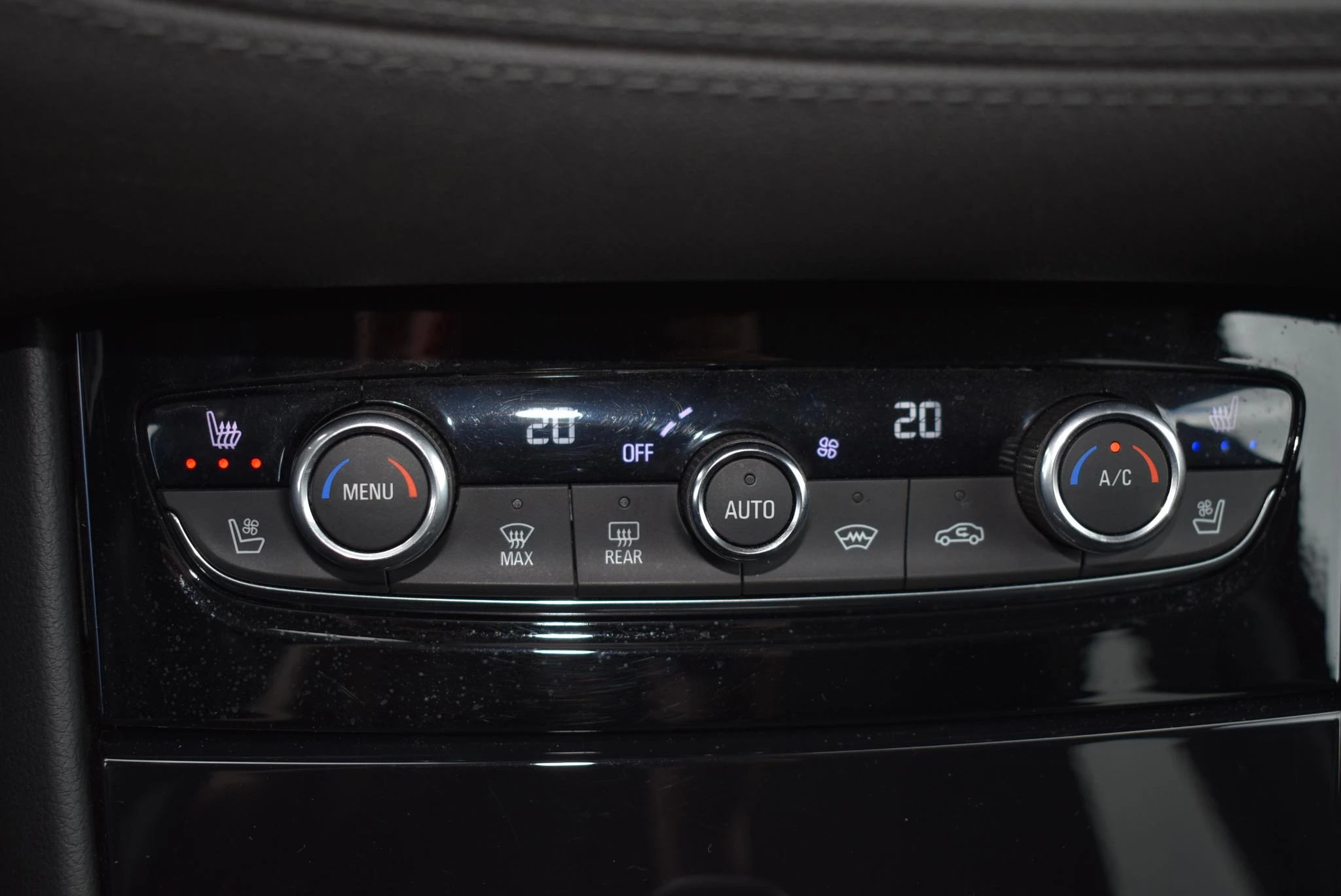 Opel-Grandland X-image-31