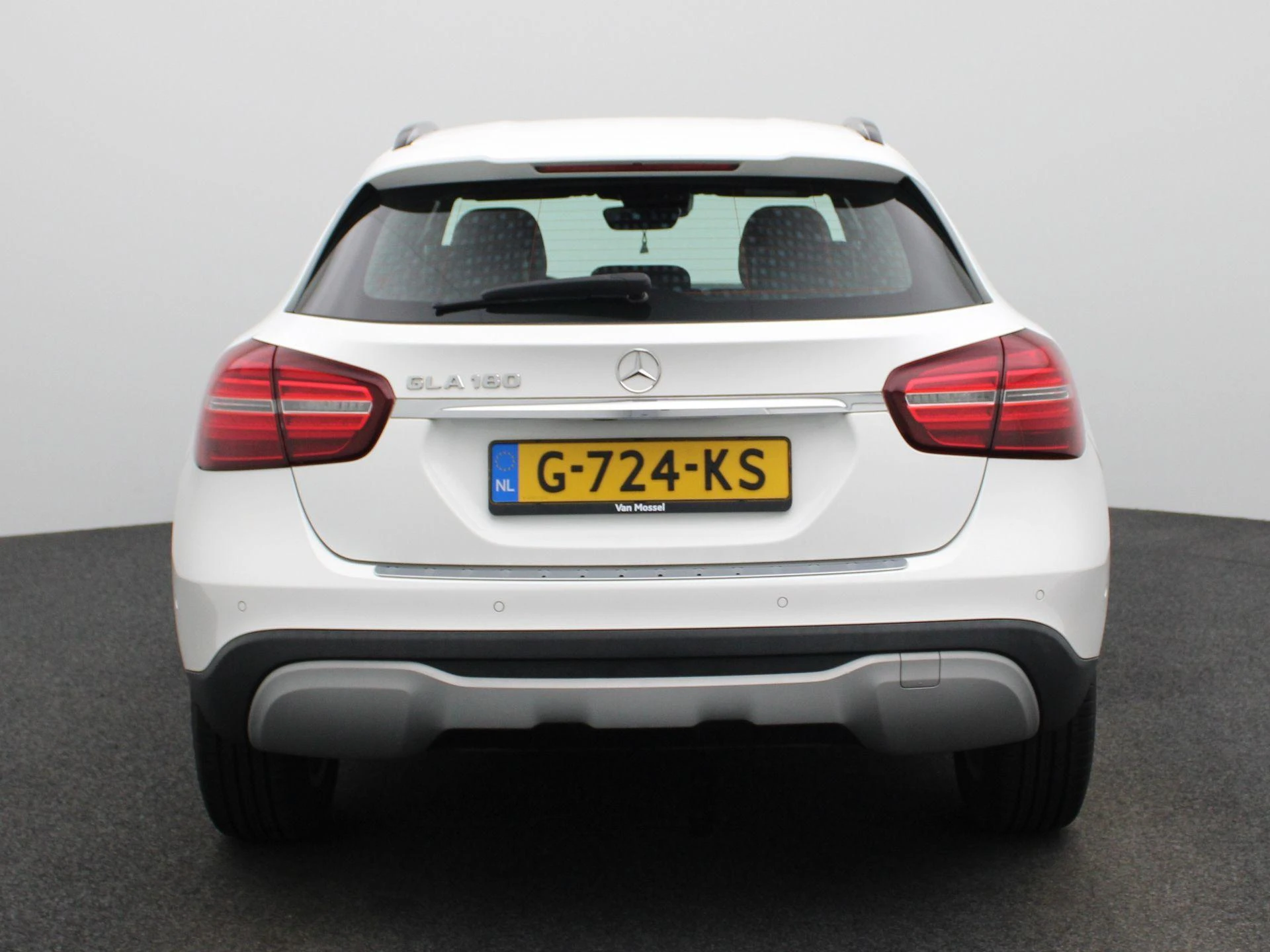 Mercedes-Benz GLA 180 Business Solution Limited