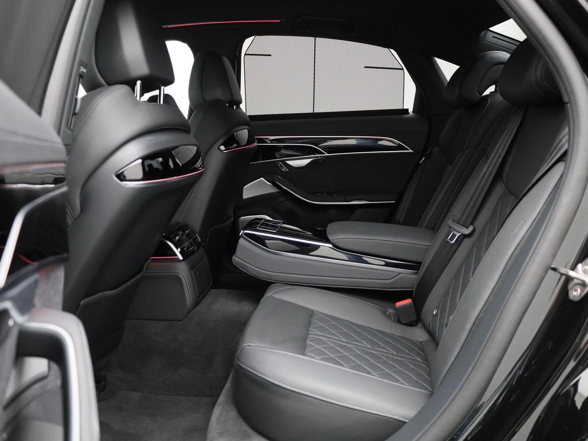 Audi-A8-image-13