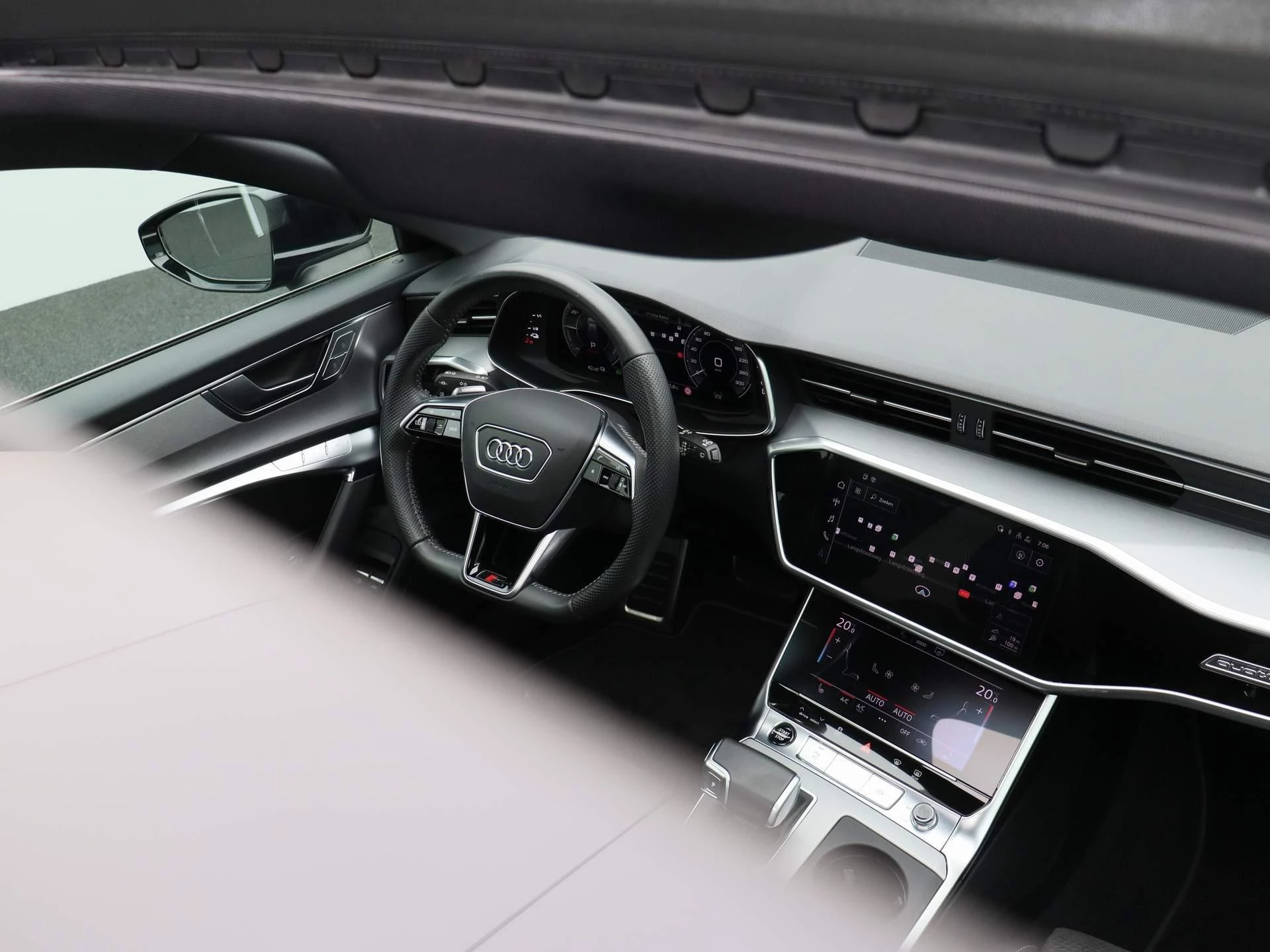 Audi-A6-image-40